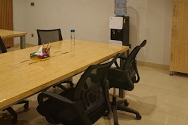 Desk & Wifi in Lahore, Pakistan Desk & Wifi, Lahore