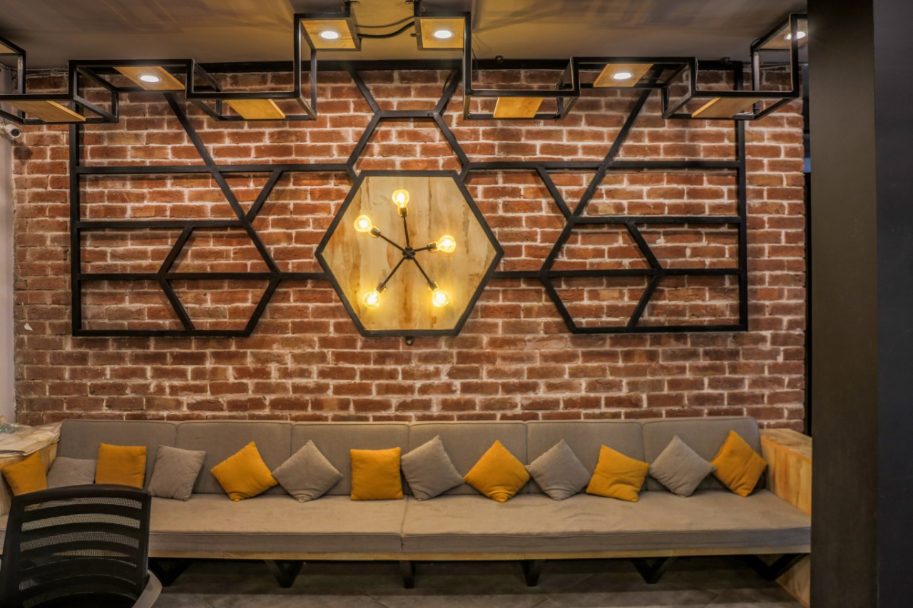 Kickstart Gulberg (58A2), Lahore Book Online Coworker