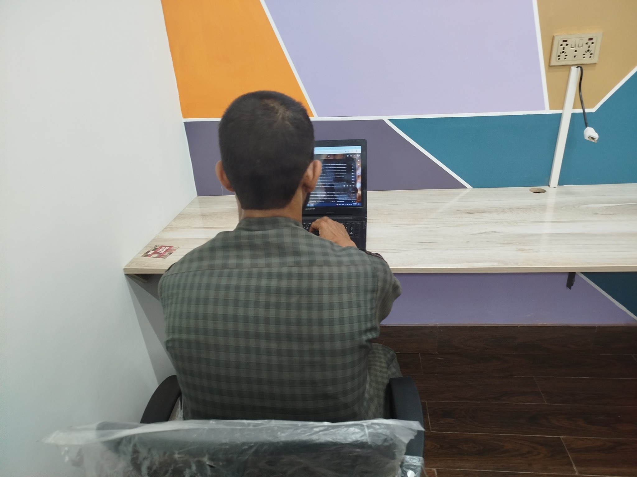 Quick start coworking image 4