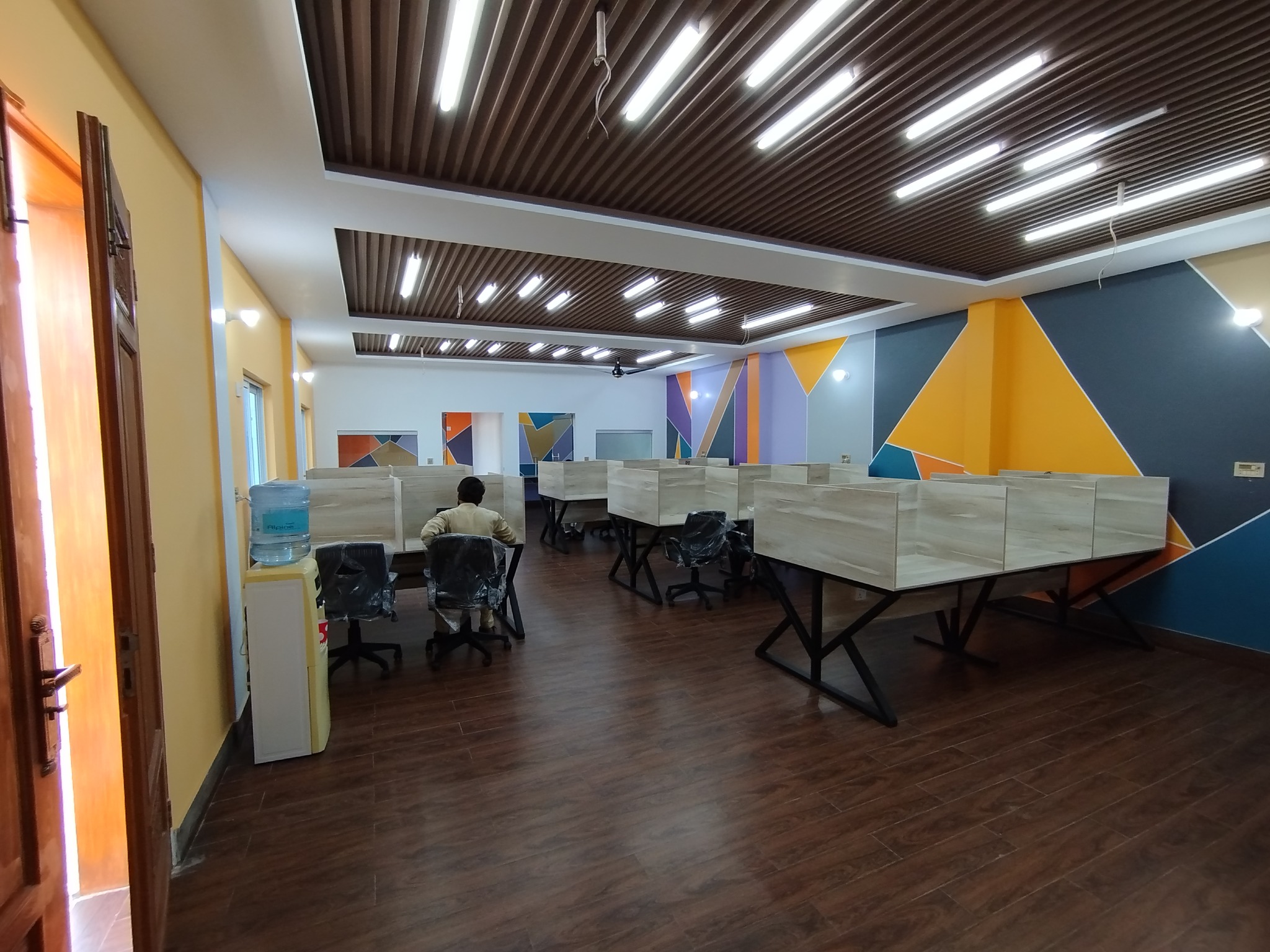 Quick start coworking image 3