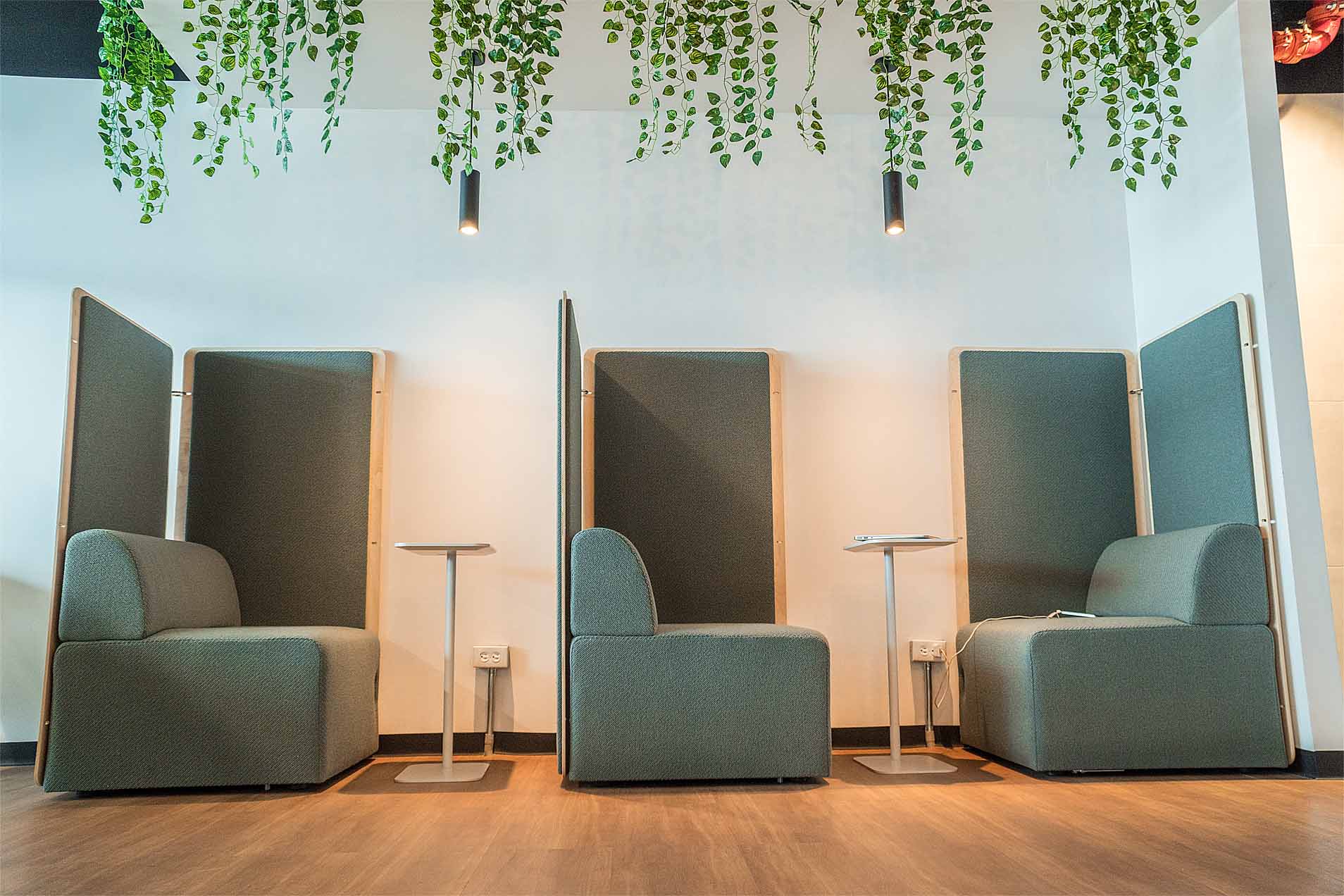 Vikki Cowork image 4