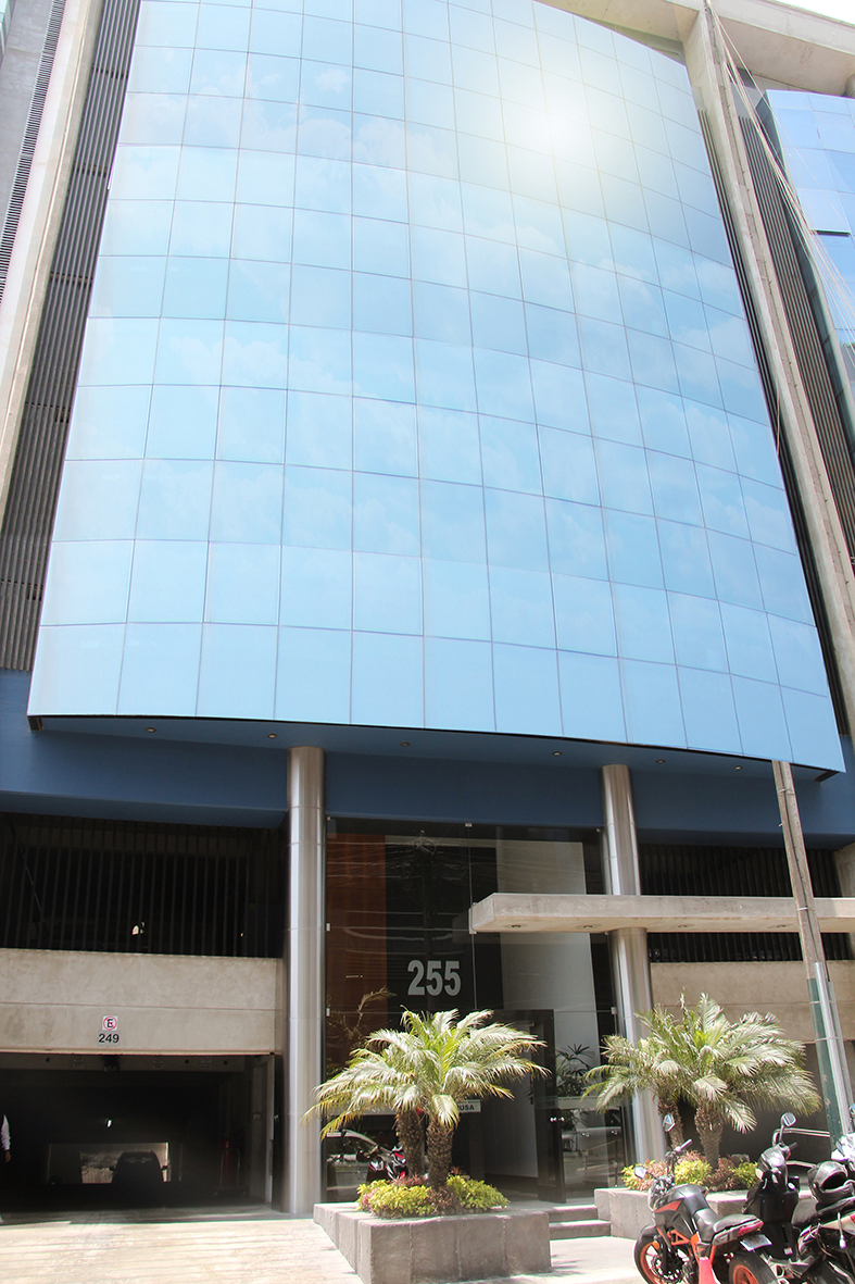 Plaza Business Center Chacarilla image 2