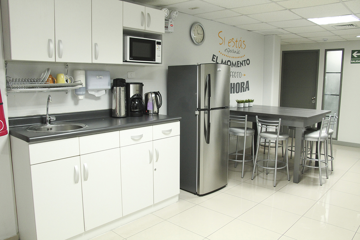 Plaza Business Center Chacarilla image 3