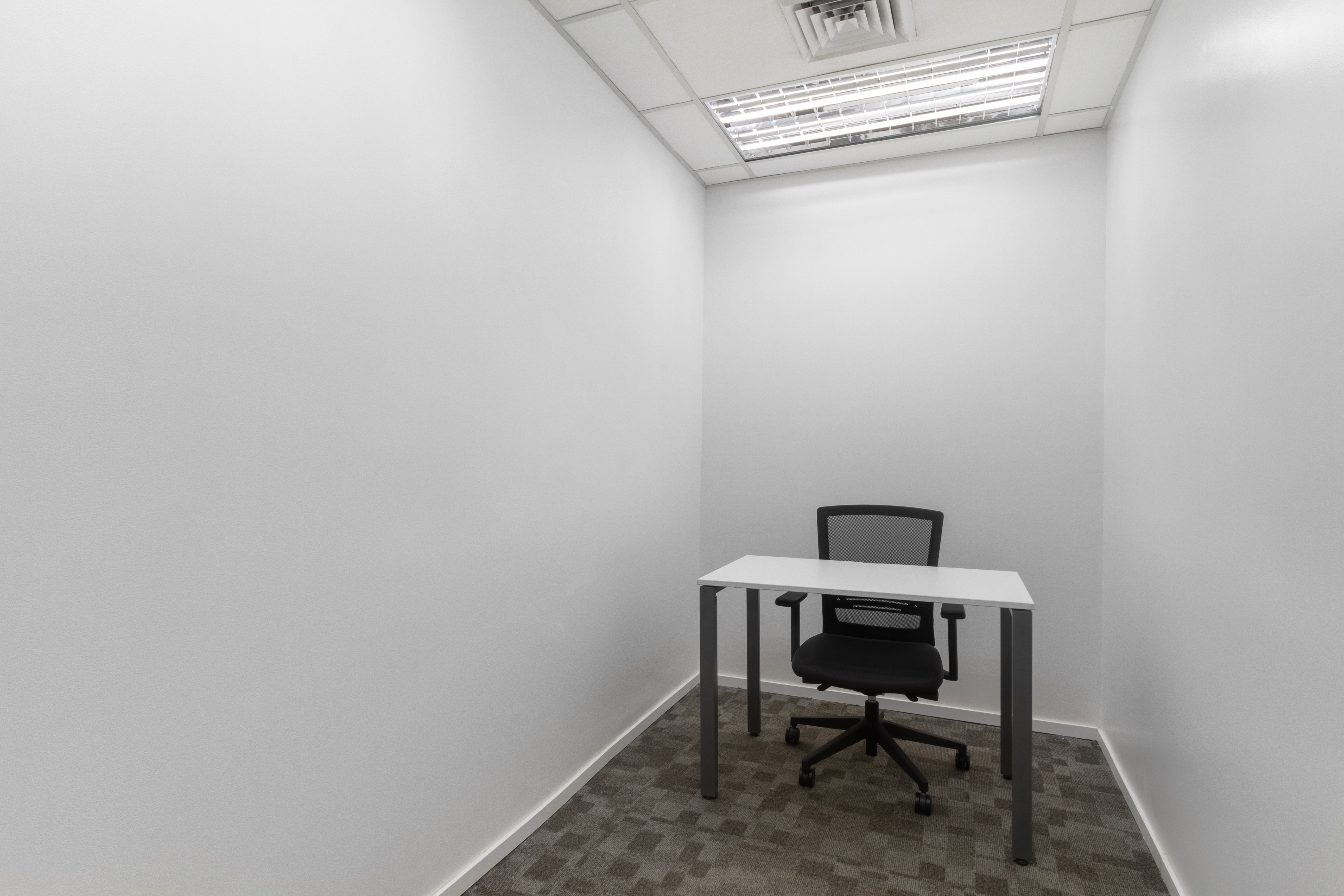 HQ - Davao, Topaz Tower Centre image 3