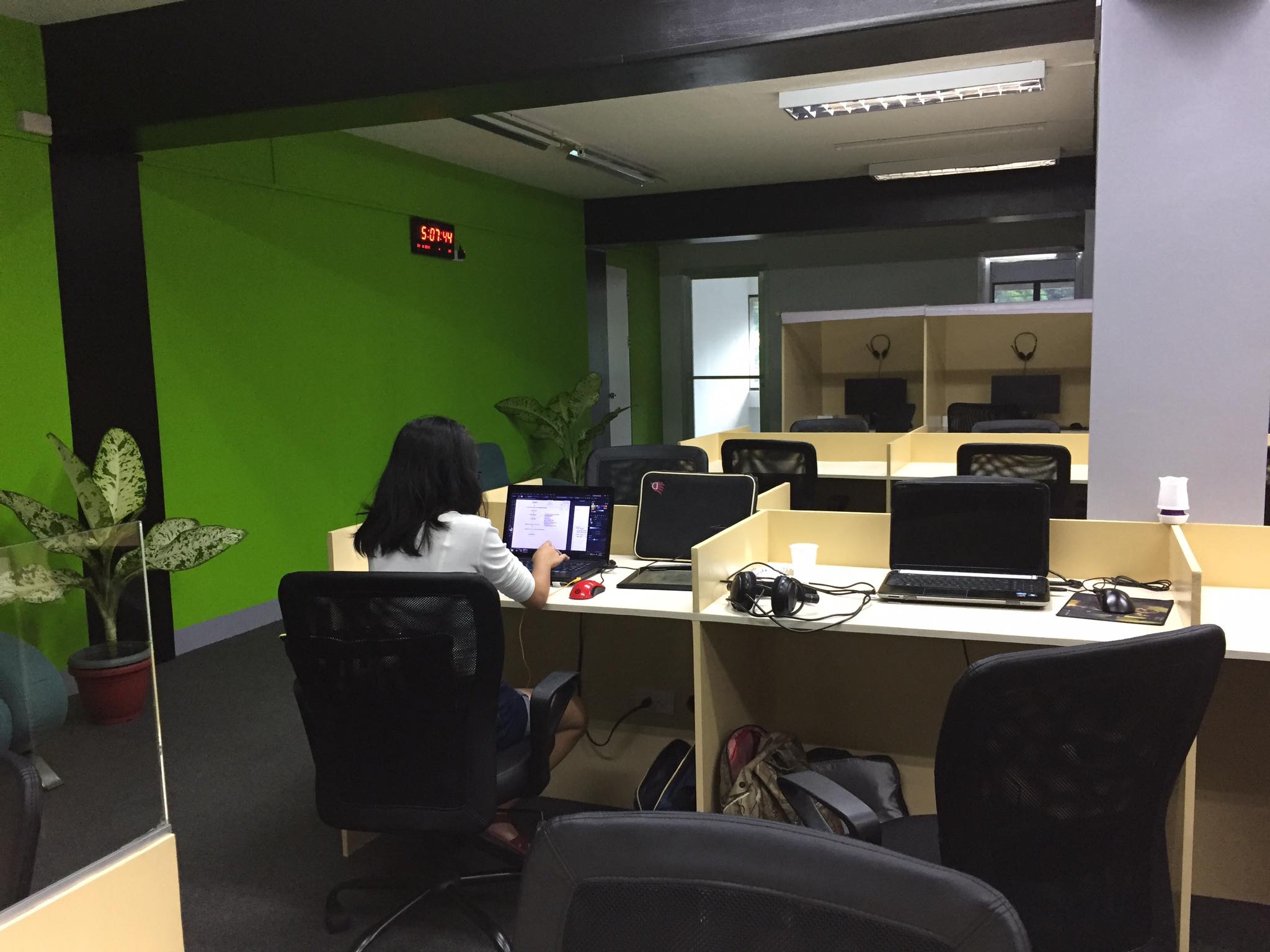 SPACEBOOK COWORKING image 2