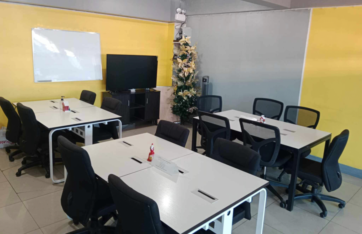 CoWork Central Space image 2