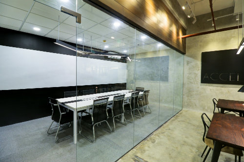 Acceler8 Coworking image 2