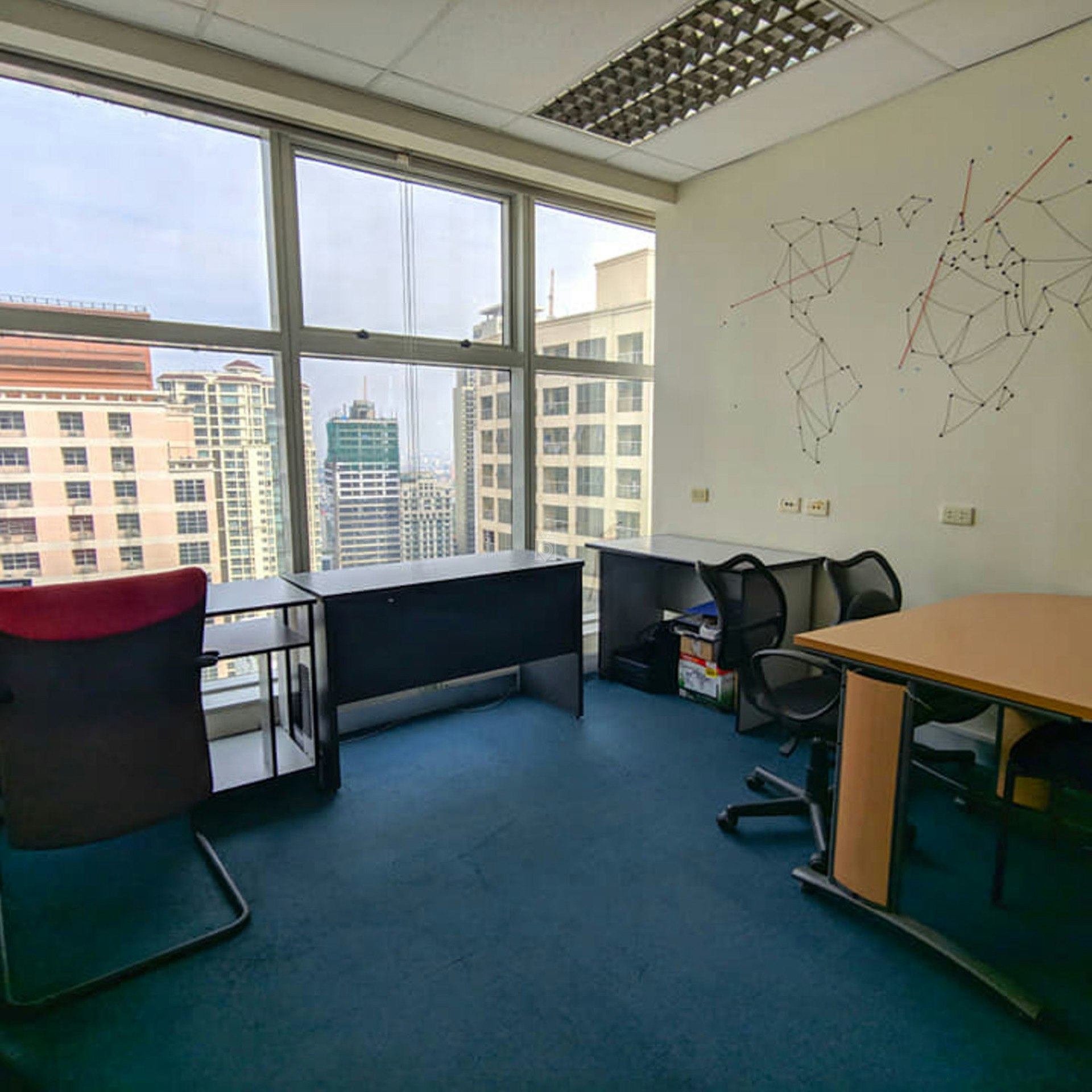 Comfortable Office Space At The French Chamber Of Commerce Makati