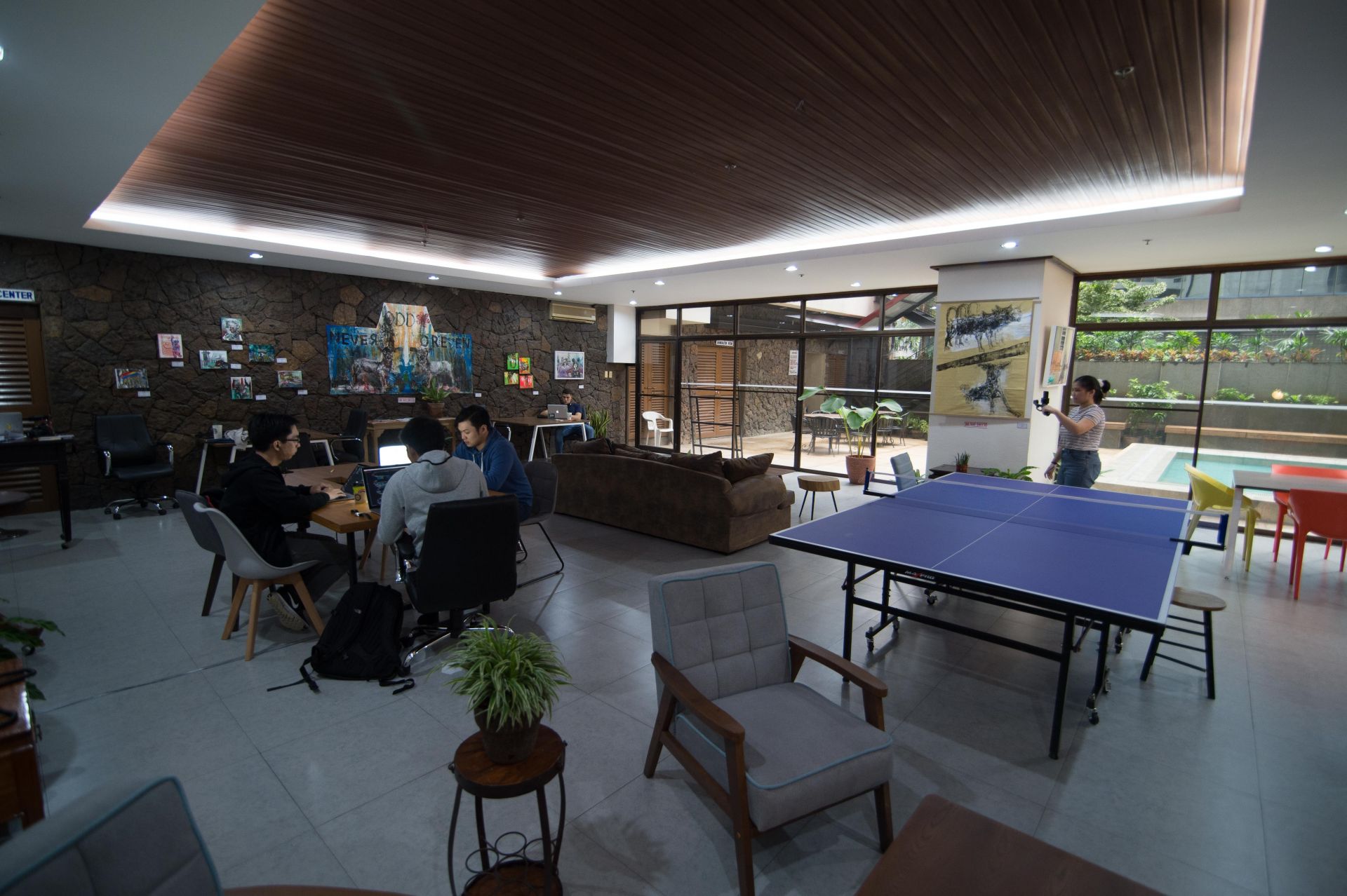 Crown Spaces, Makati Book Online Coworker