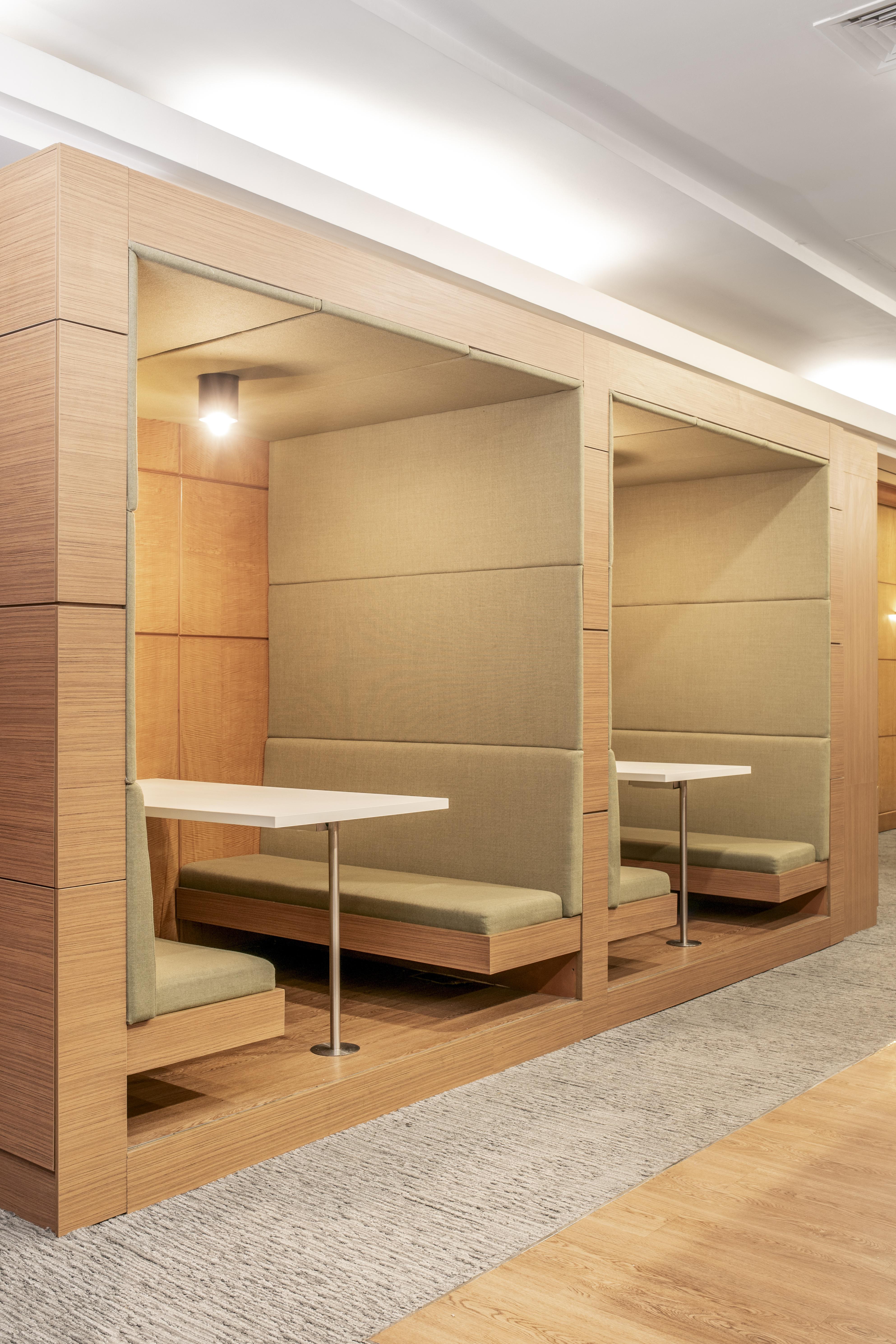 Regus - Manila, Ascott Ayala Center - Makati City image 5