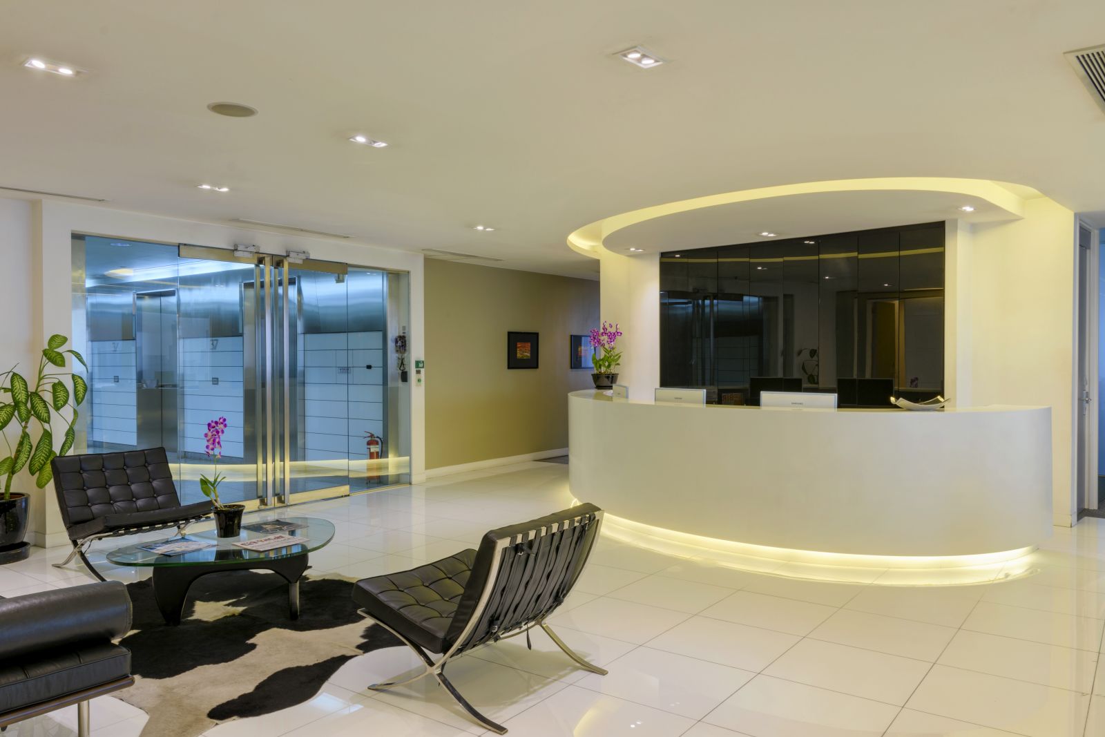 CEO SUITE - LKG Tower profile image