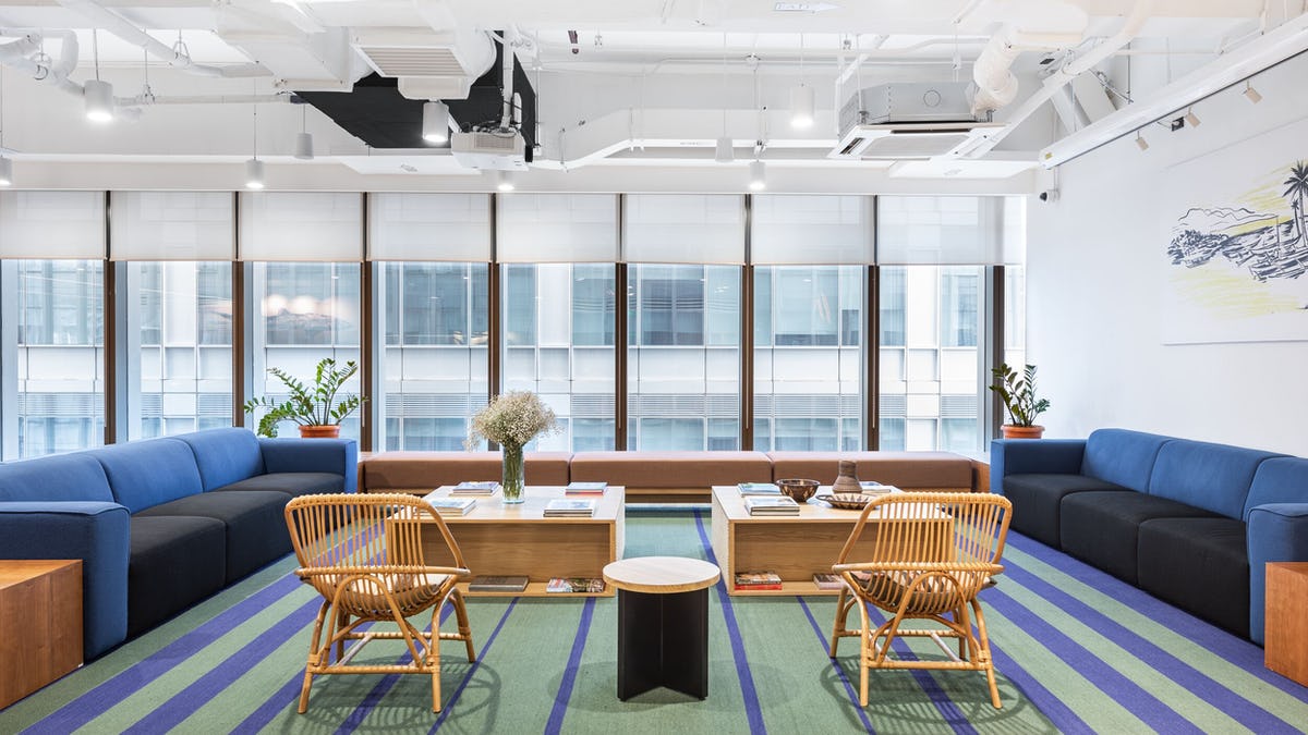 WeWork Menarco Tower image 3