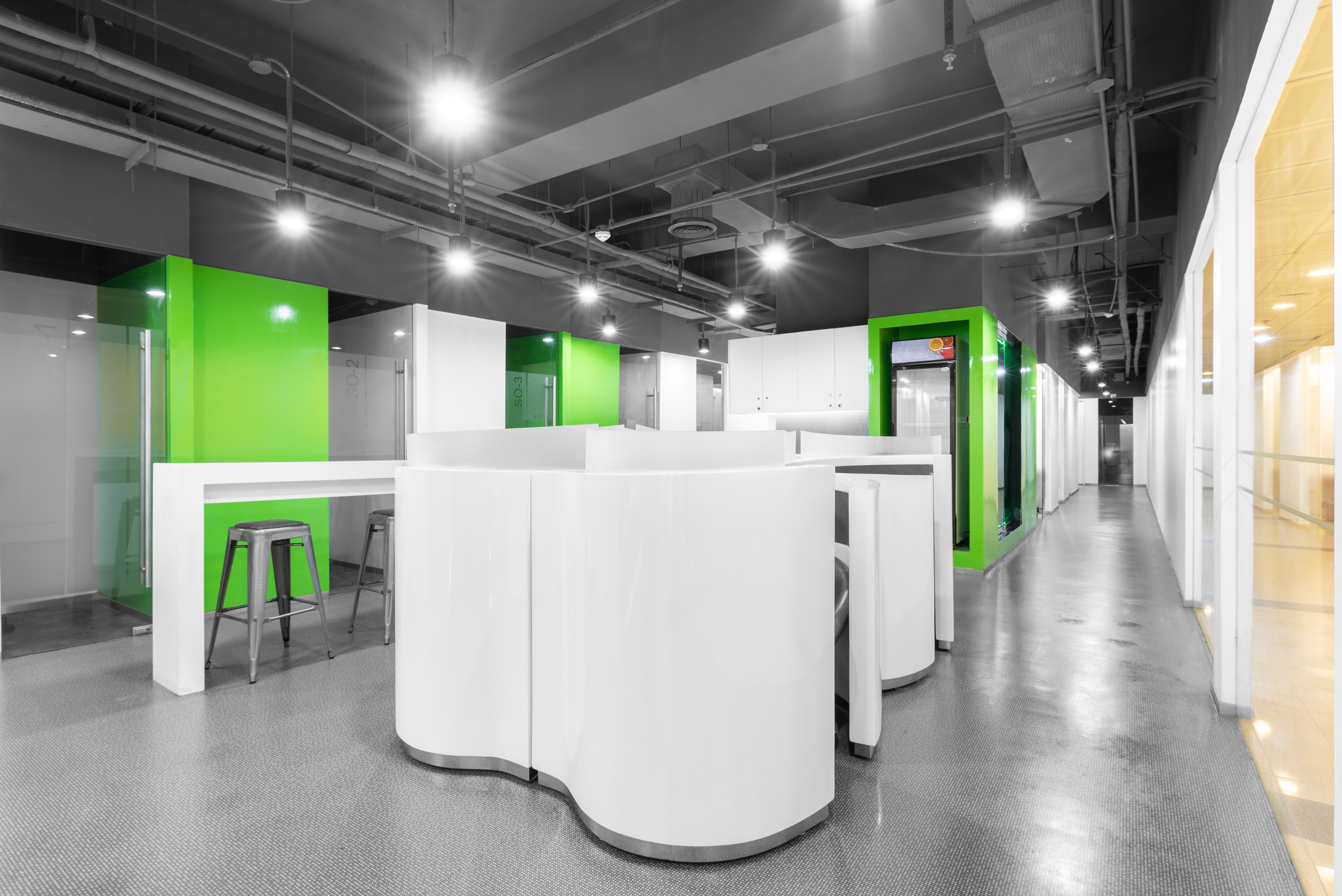 Regus - Manila, Filinvest One Building Alabang image 5