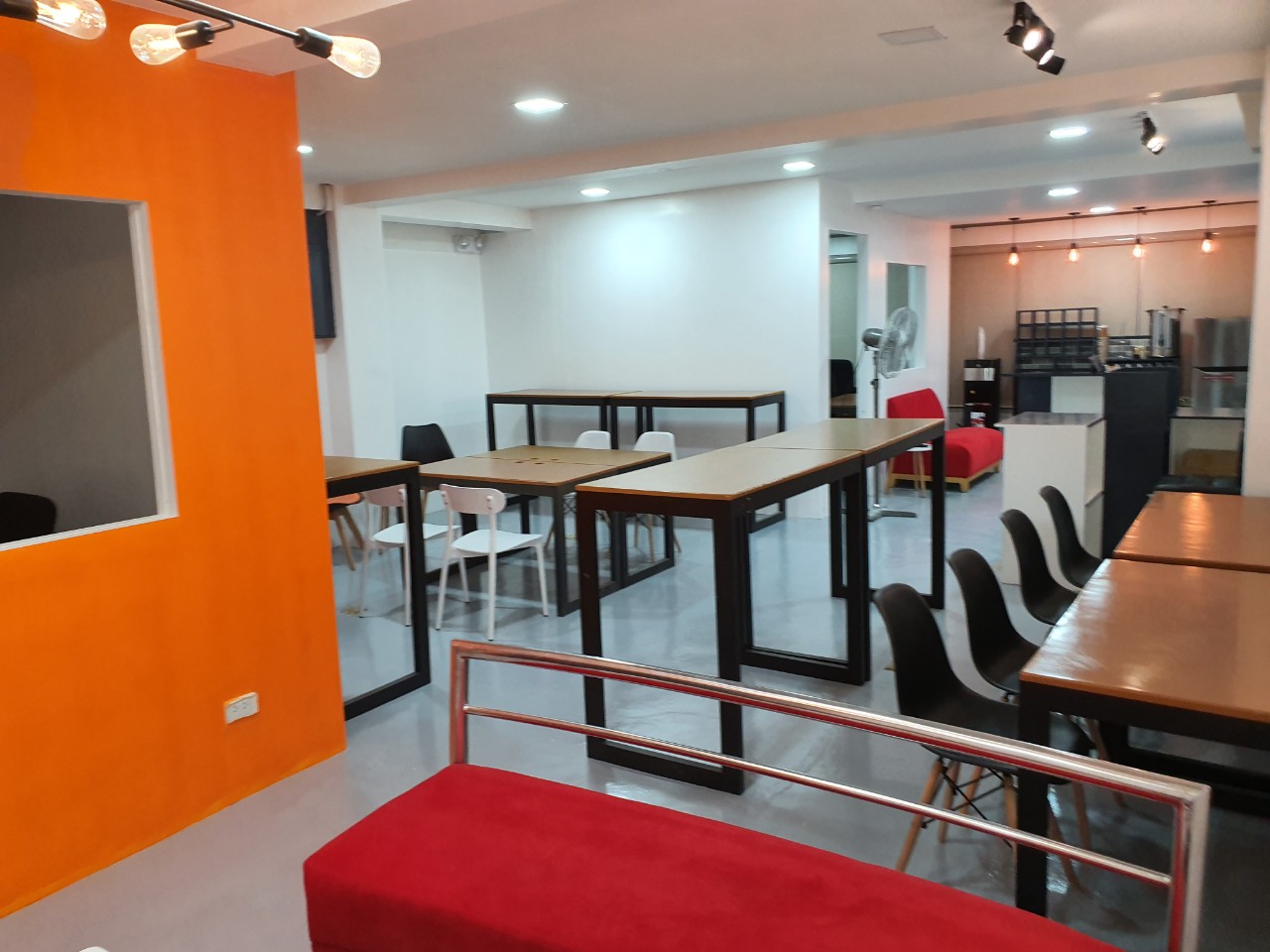 LoudCrowd Coworking image 4