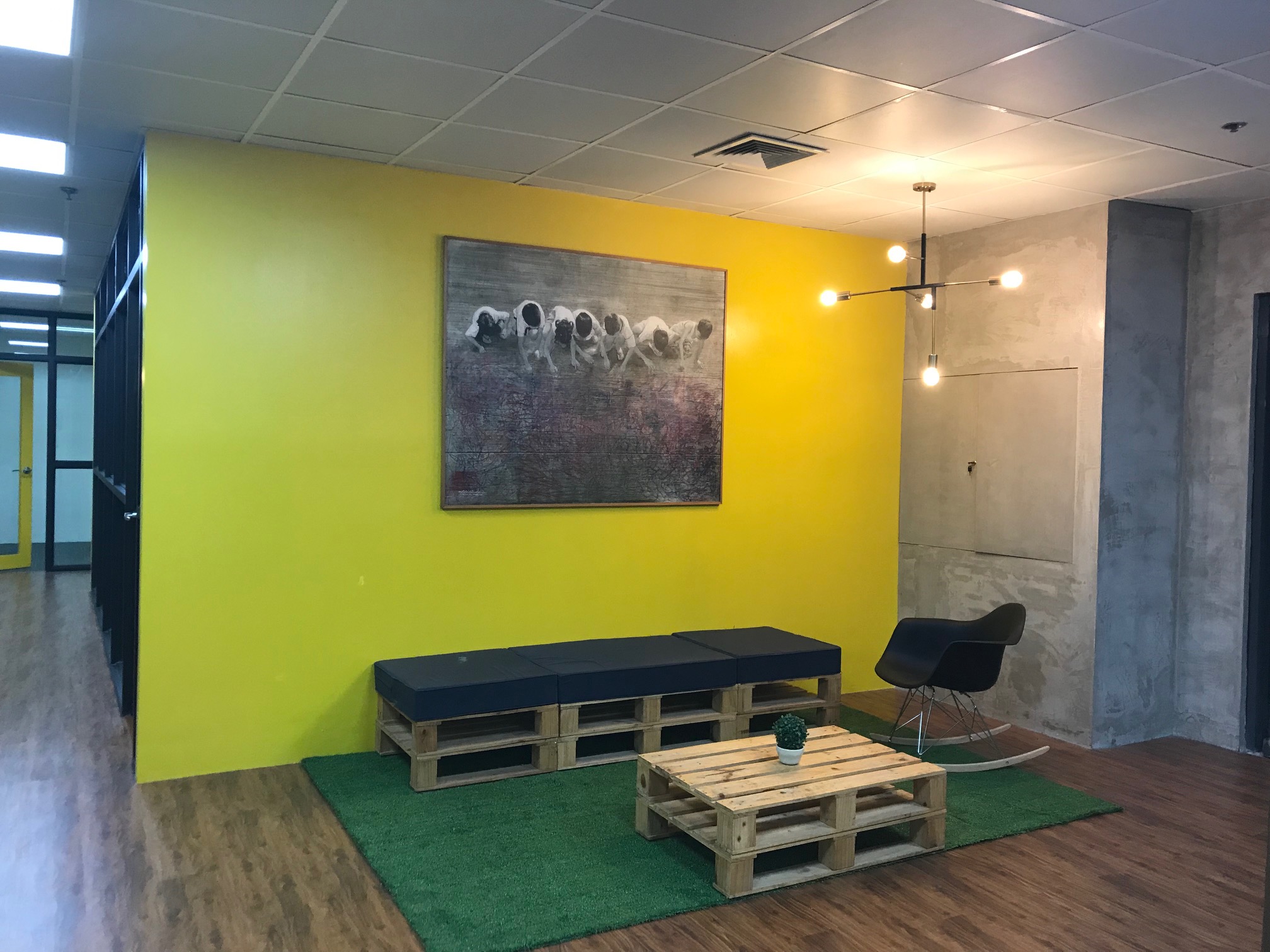 HatchHub Serviced Offices image 2