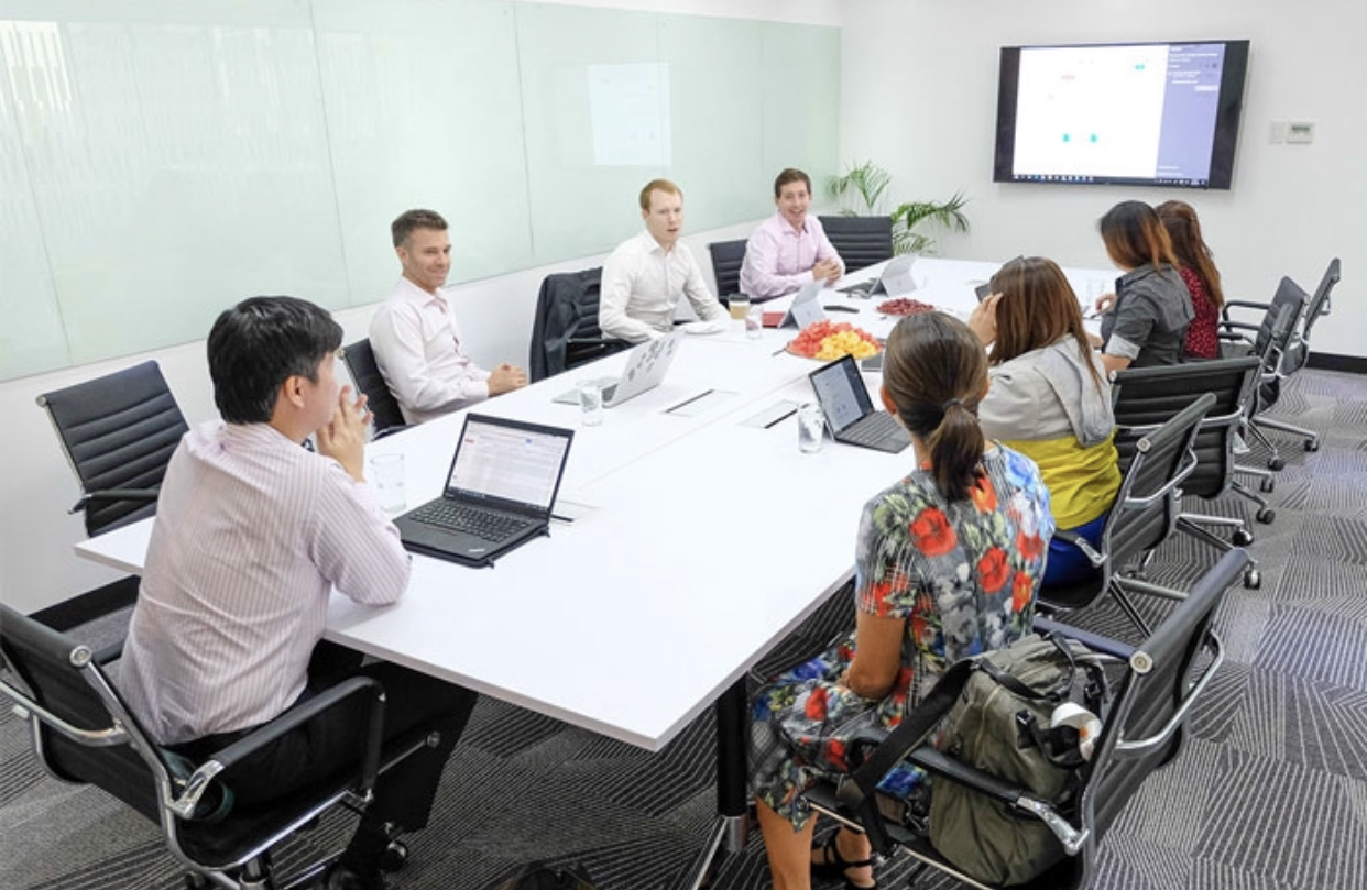 KMC Flexible Workspace in Rockwell Business Center Tower 1 image 3