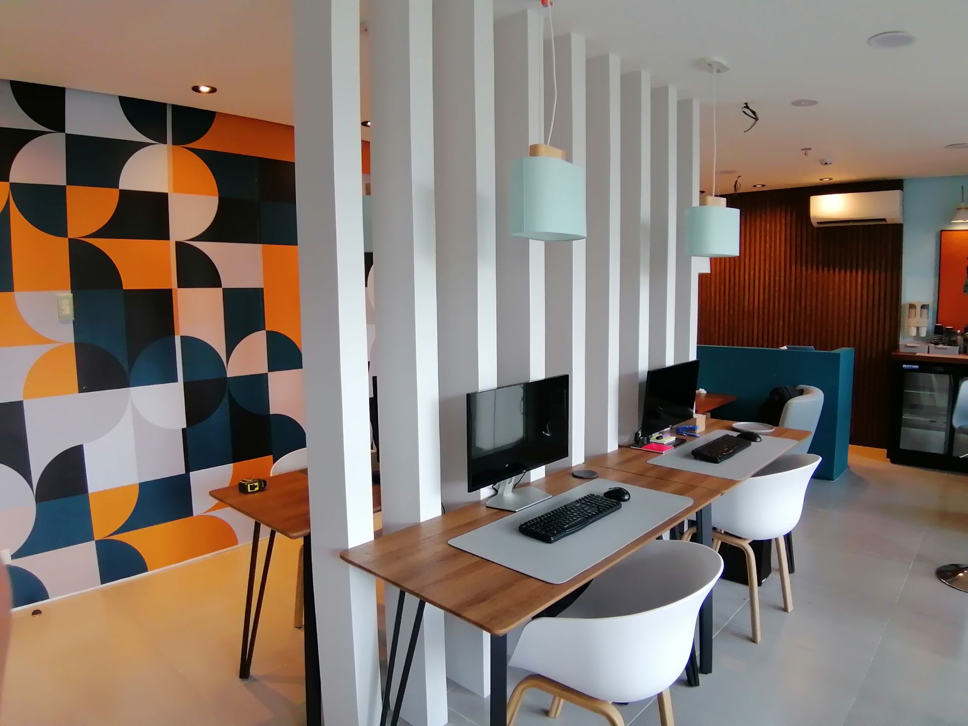 Workhub Palawan image 3