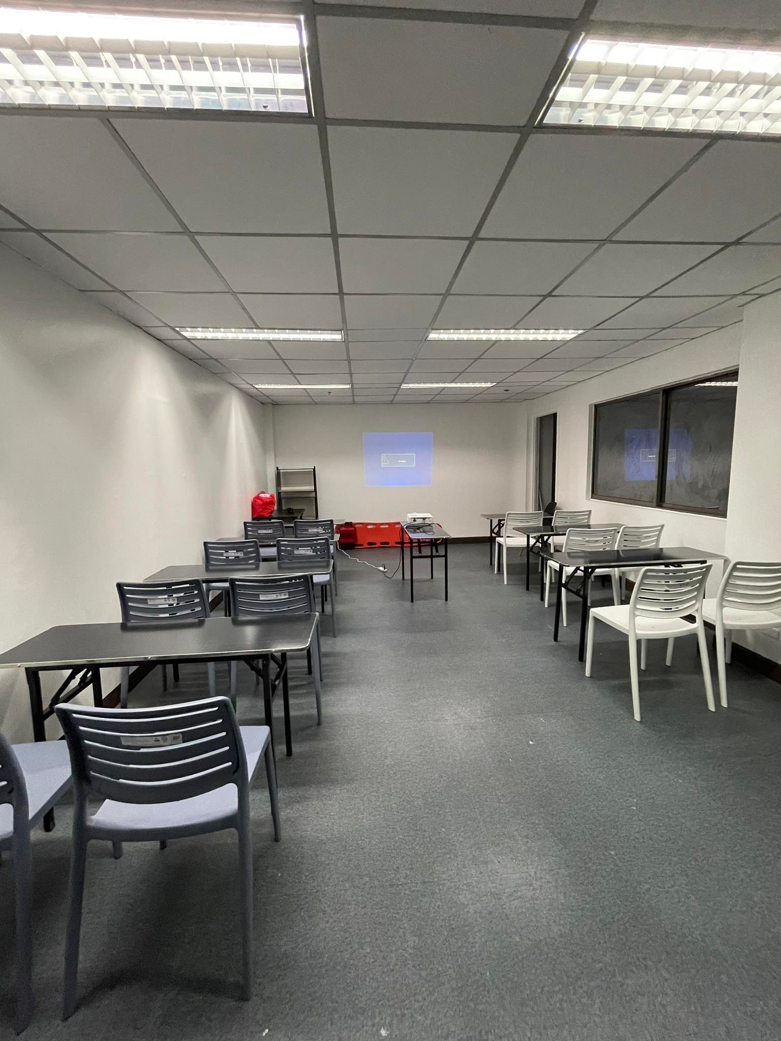 KOSMO Coworking Space image 3