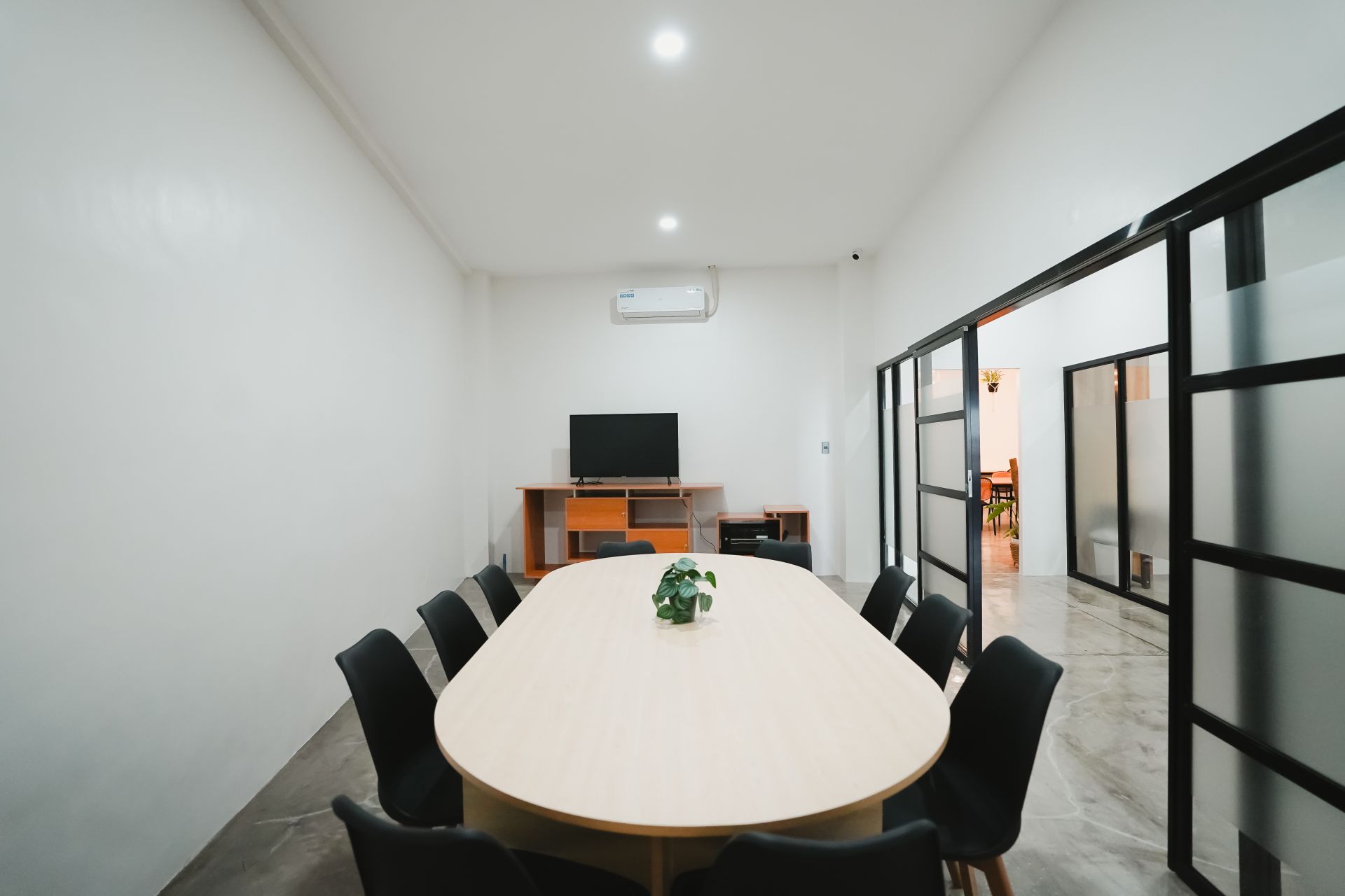 Creative Project Coworking Space image 4