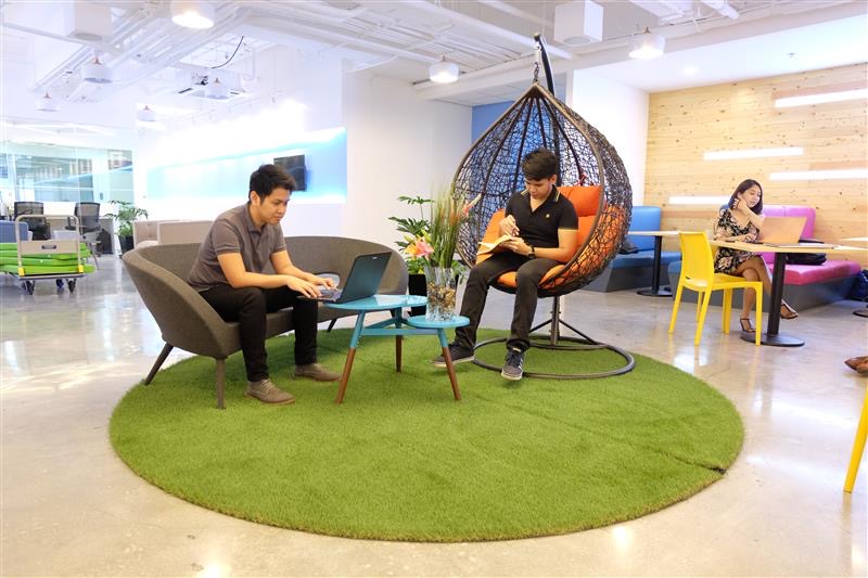 KMC Flexible Workspace along McKinley West image 4