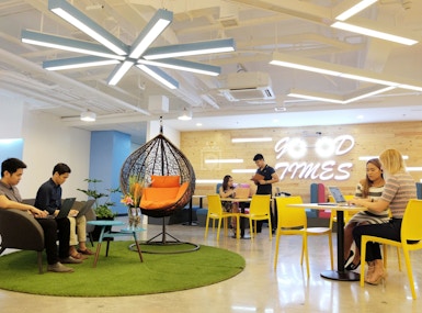 KMC Metro Manila Coworking Space BGC image 4