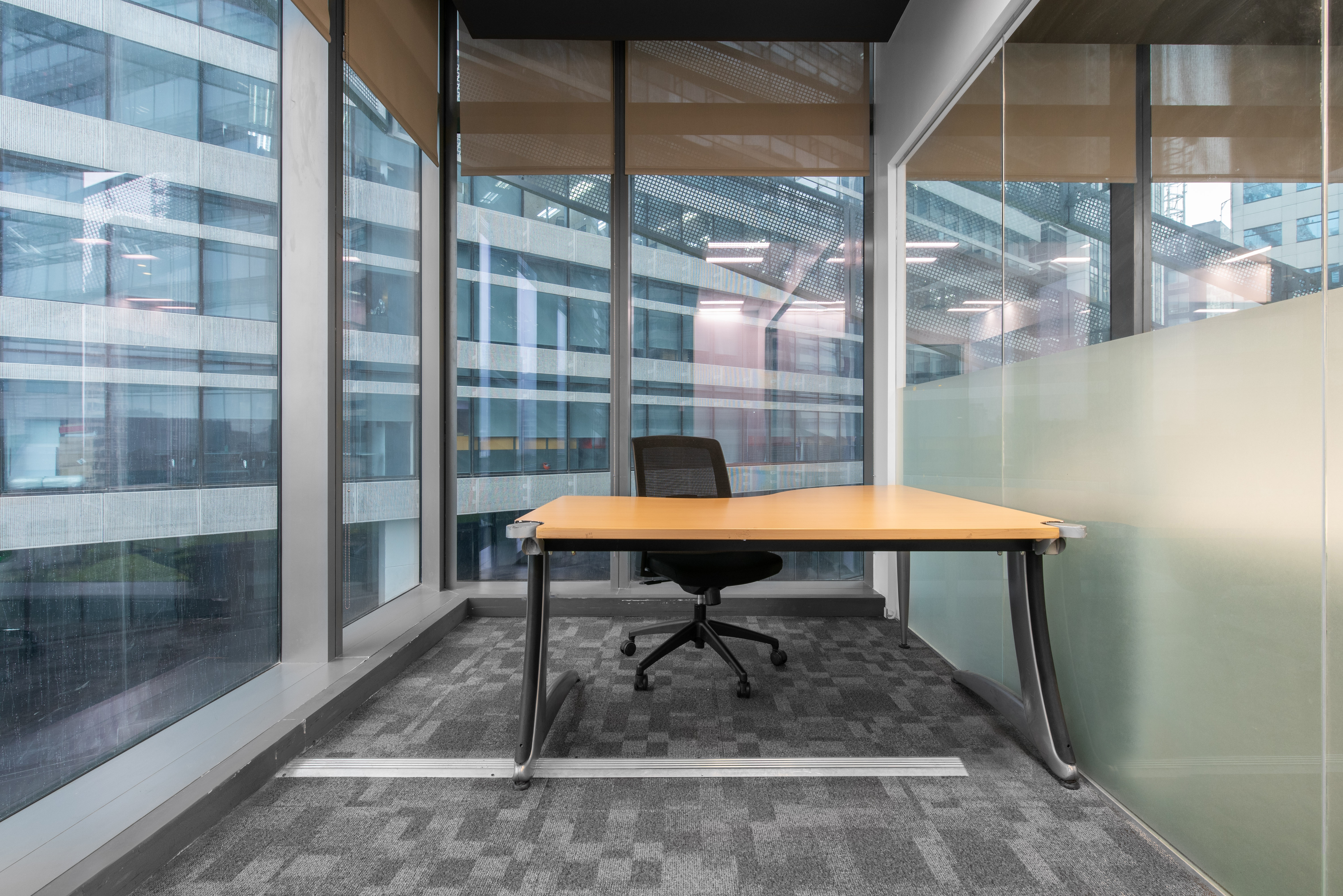 Regus - Manila, Net Park - Bonifacio Global City image 3