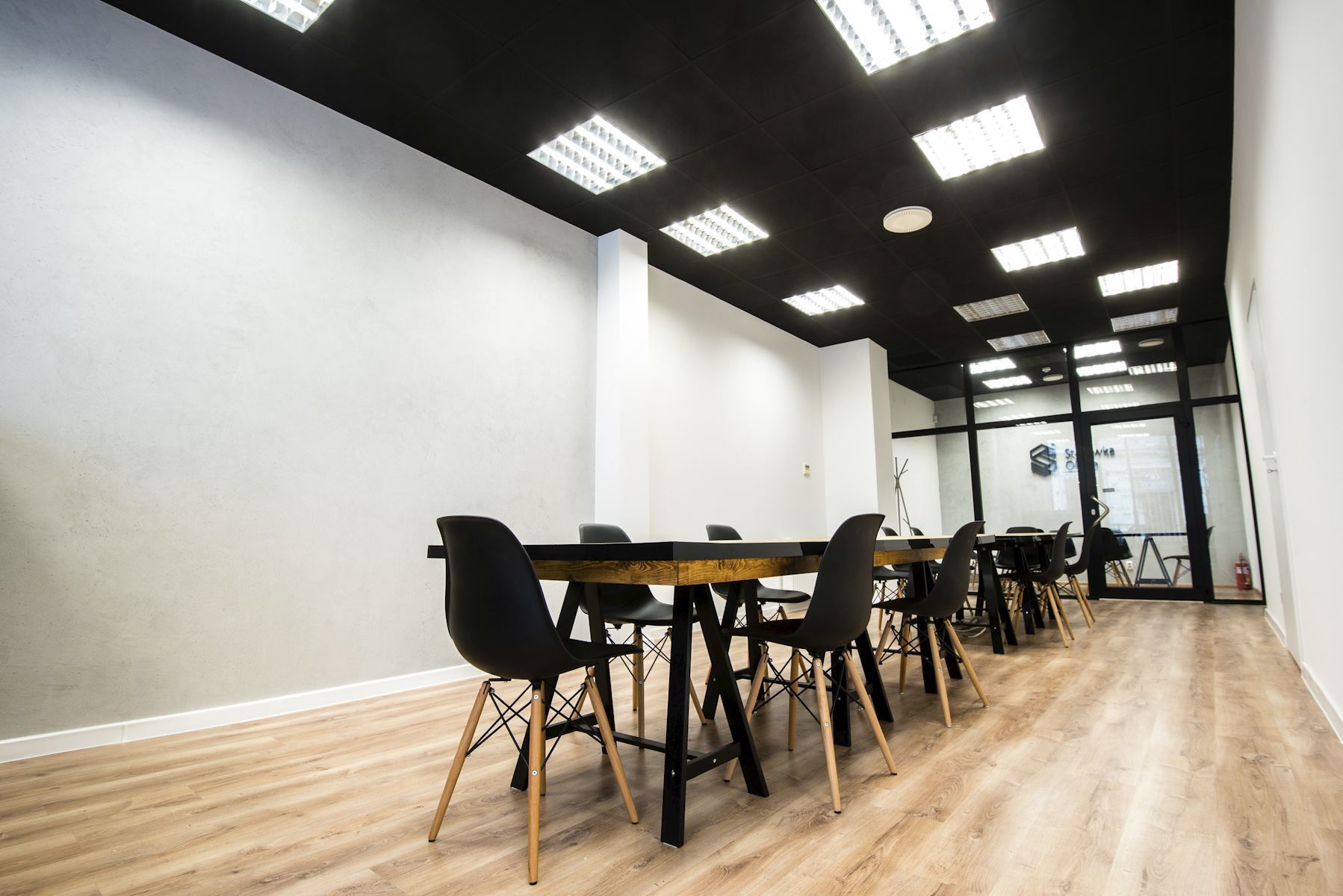 Starowka Office image 4