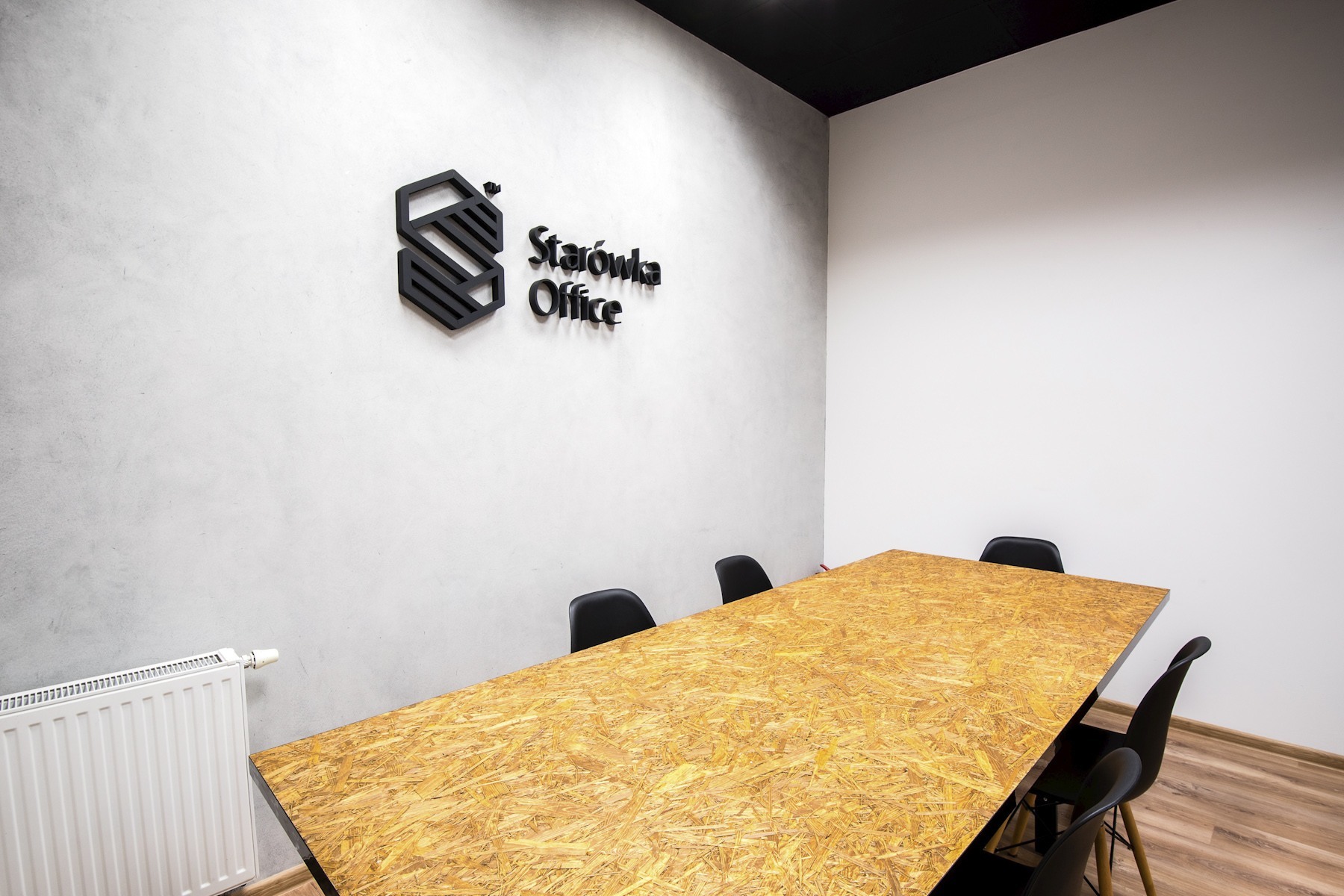 Starowka Office image 3