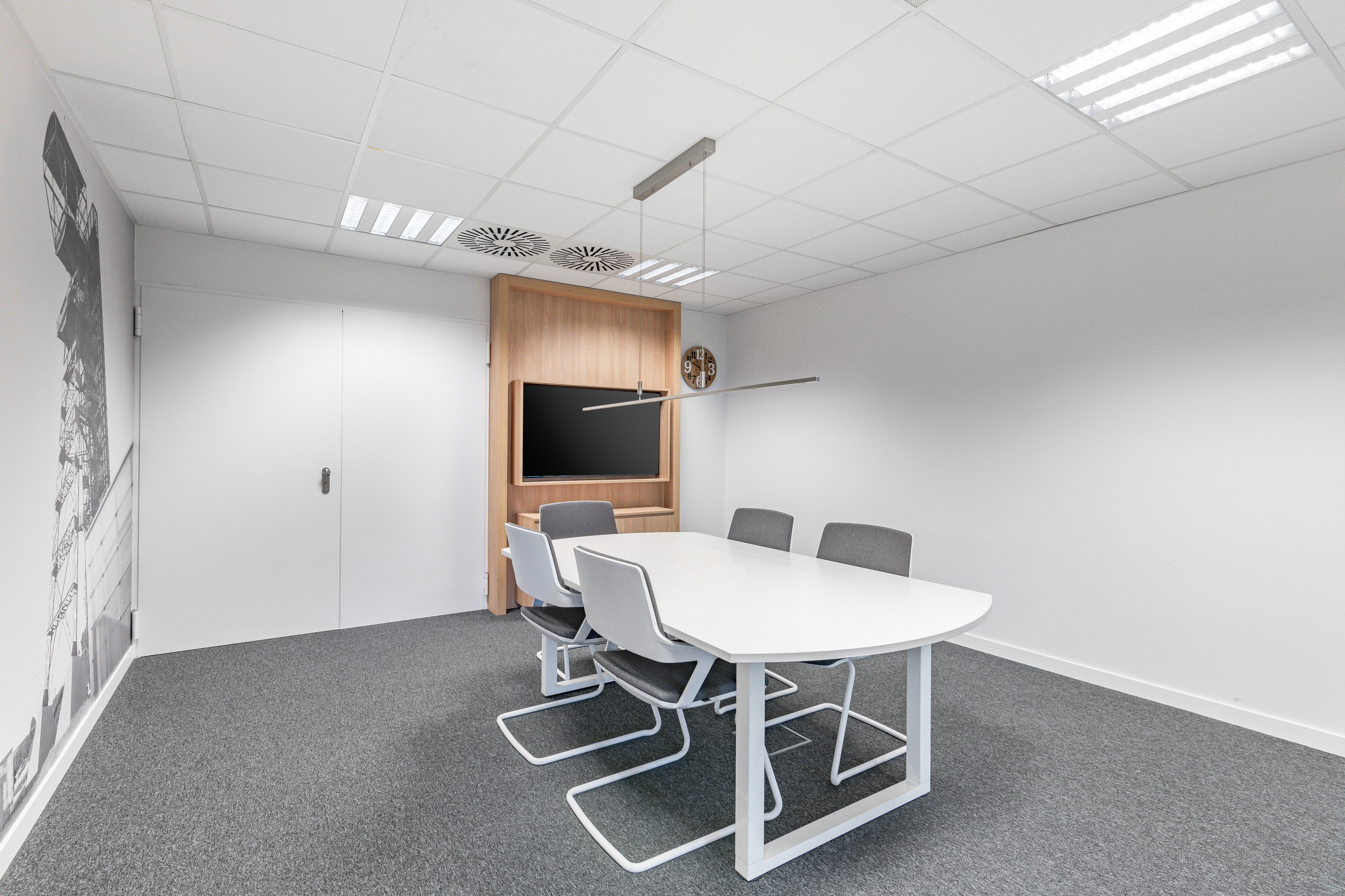 Regus - Katowice, Silesia Business Park image 4