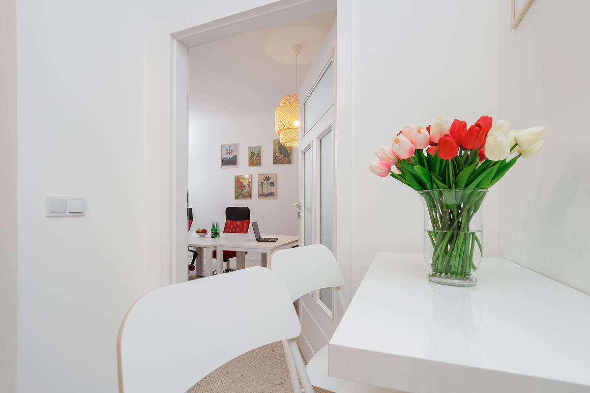 Office&Cowork Centre - Krakow, Raclawicka 58 image 2