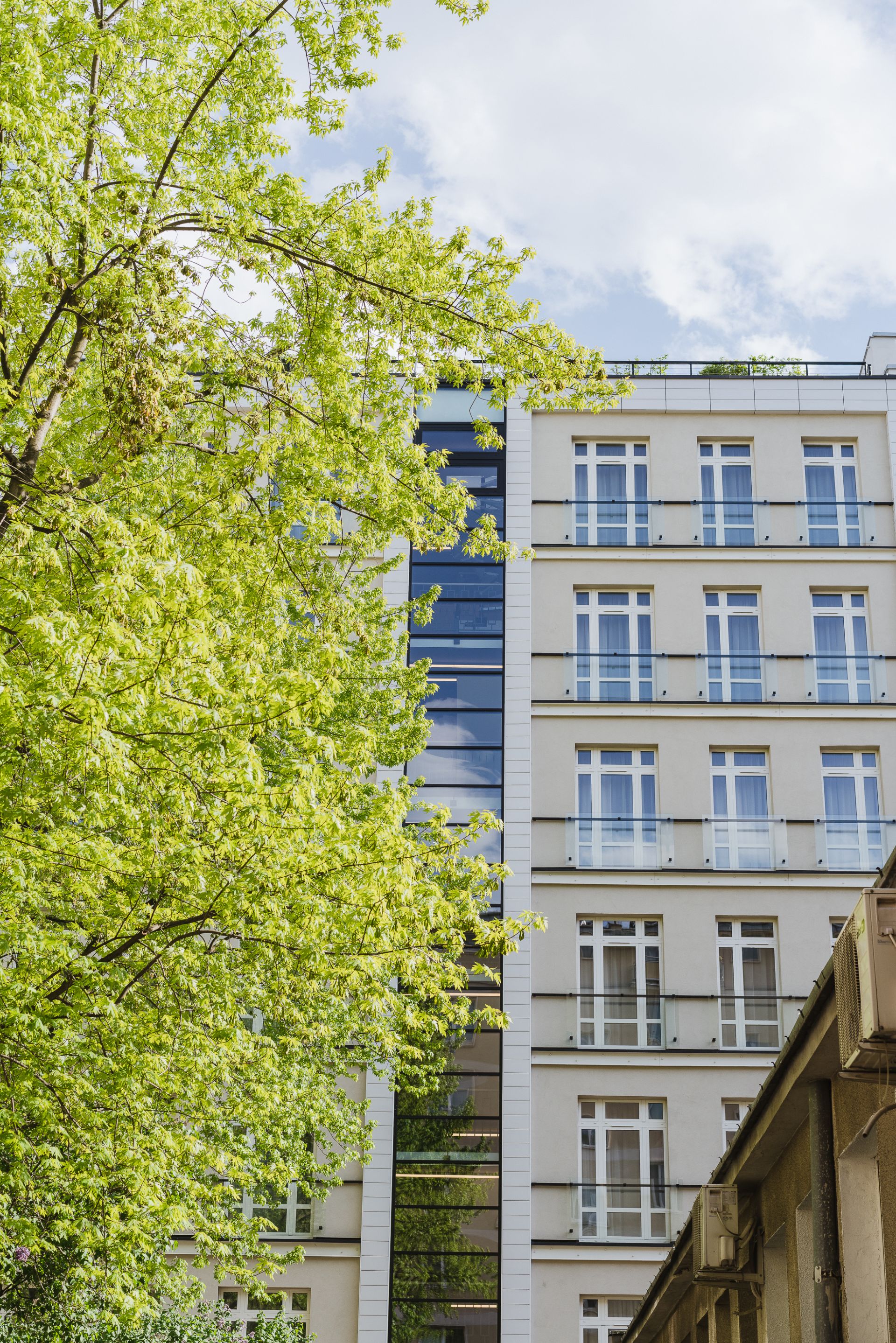 No4. Residence image 5