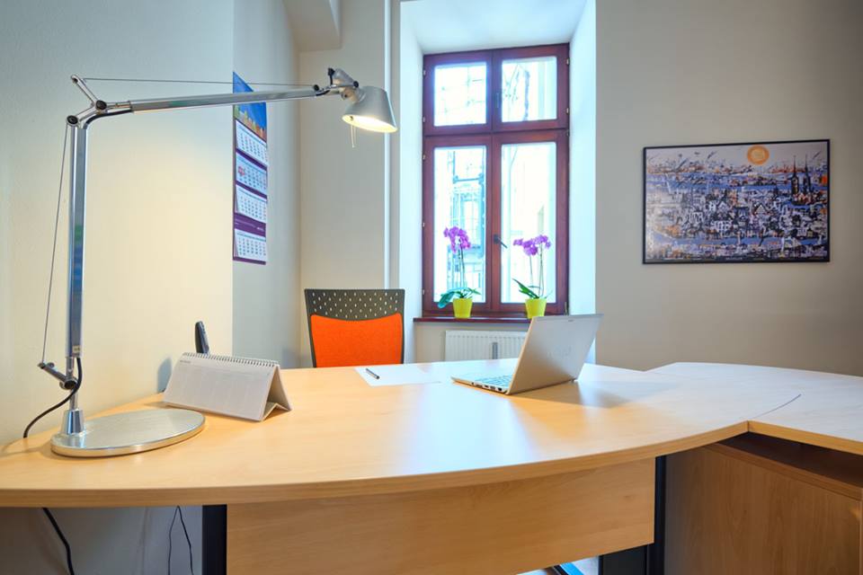 Full Service Office image 4