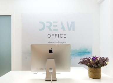 Dream Office image 5