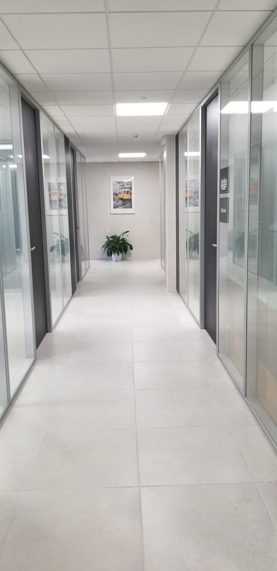 Vela Offices image 3