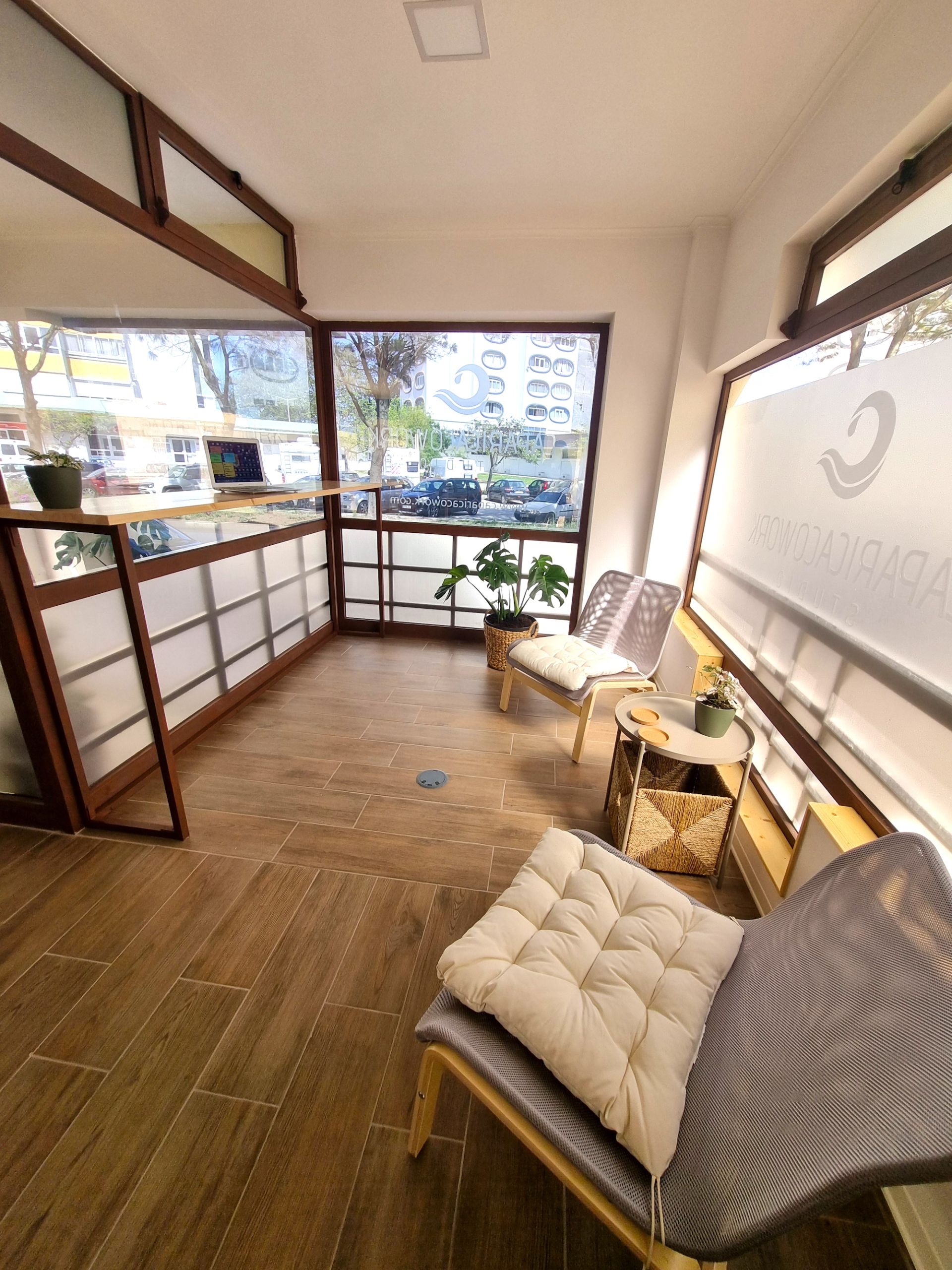 Caparica Cowork Studio image 5