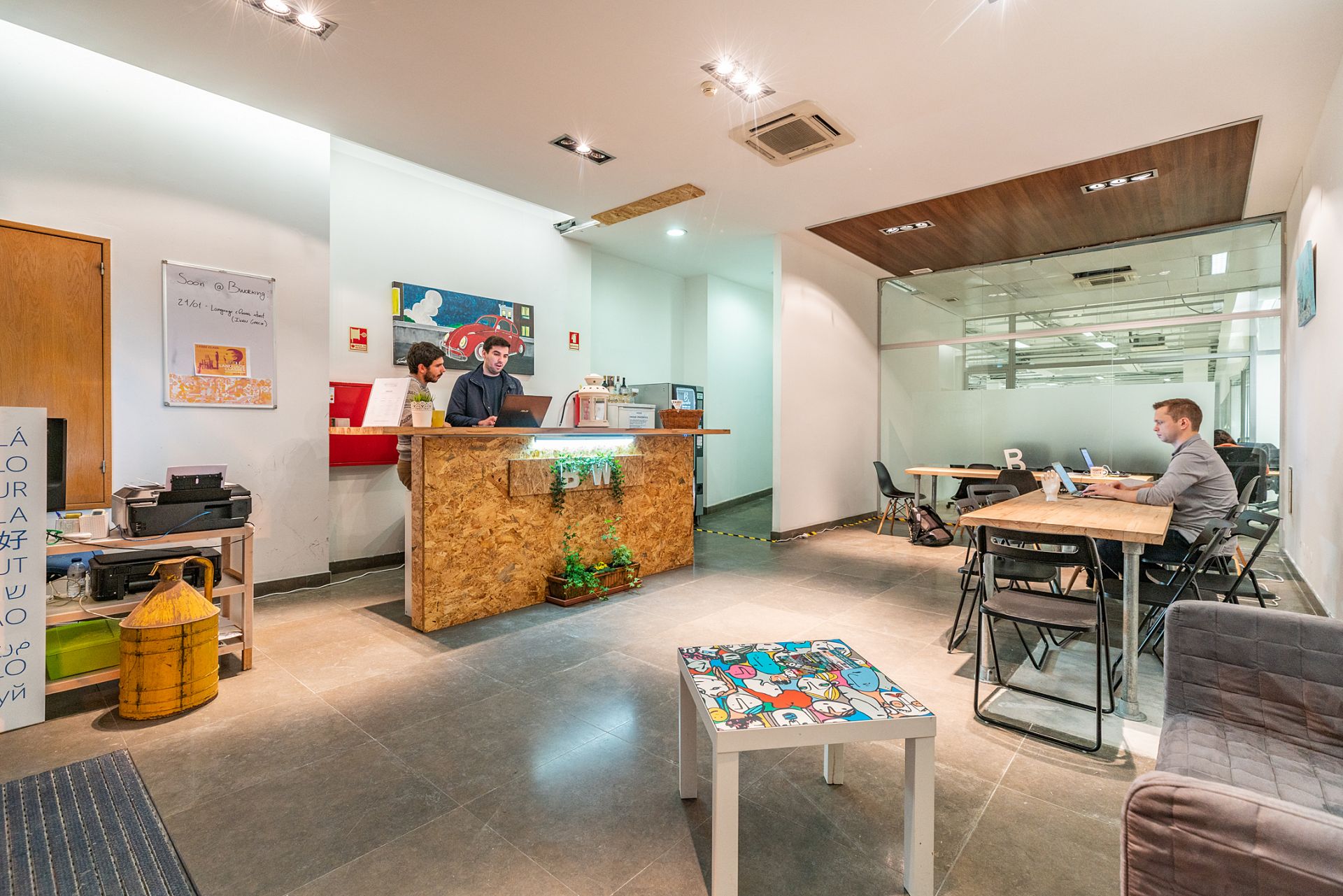 BWORKING SPACE image 2