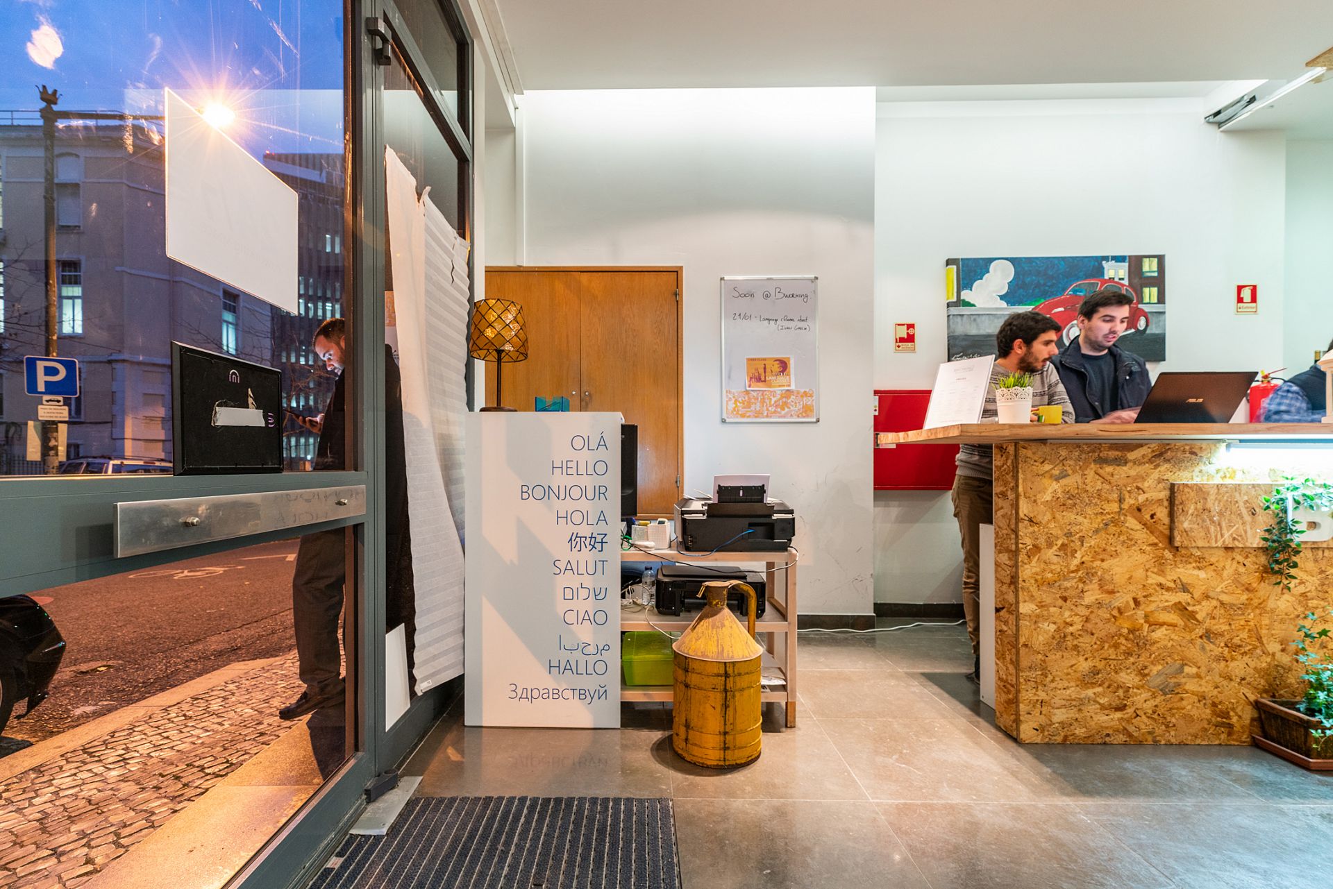 BWORKING SPACE image 4