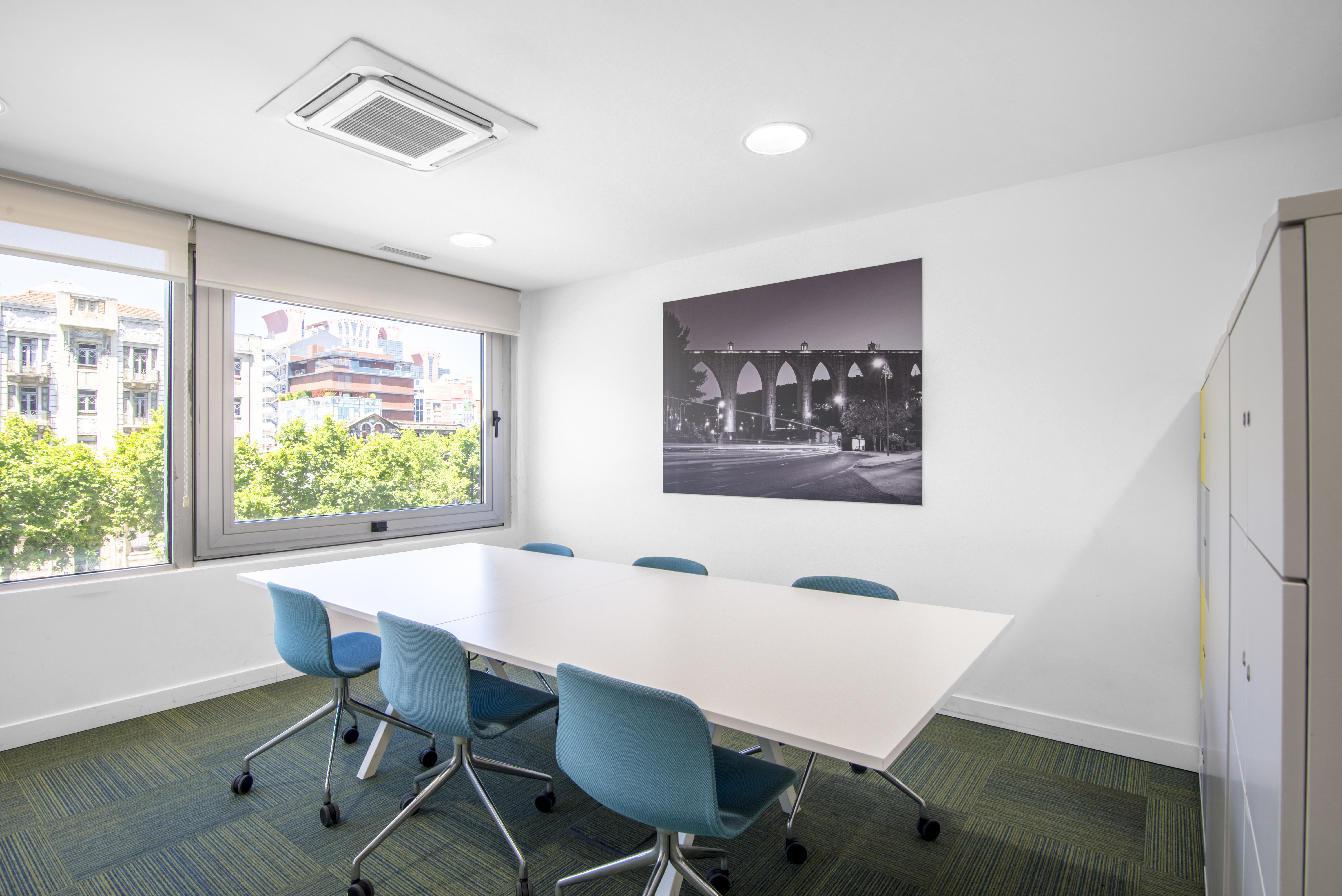 Regus - Lisbon Avenida da Republica image 4