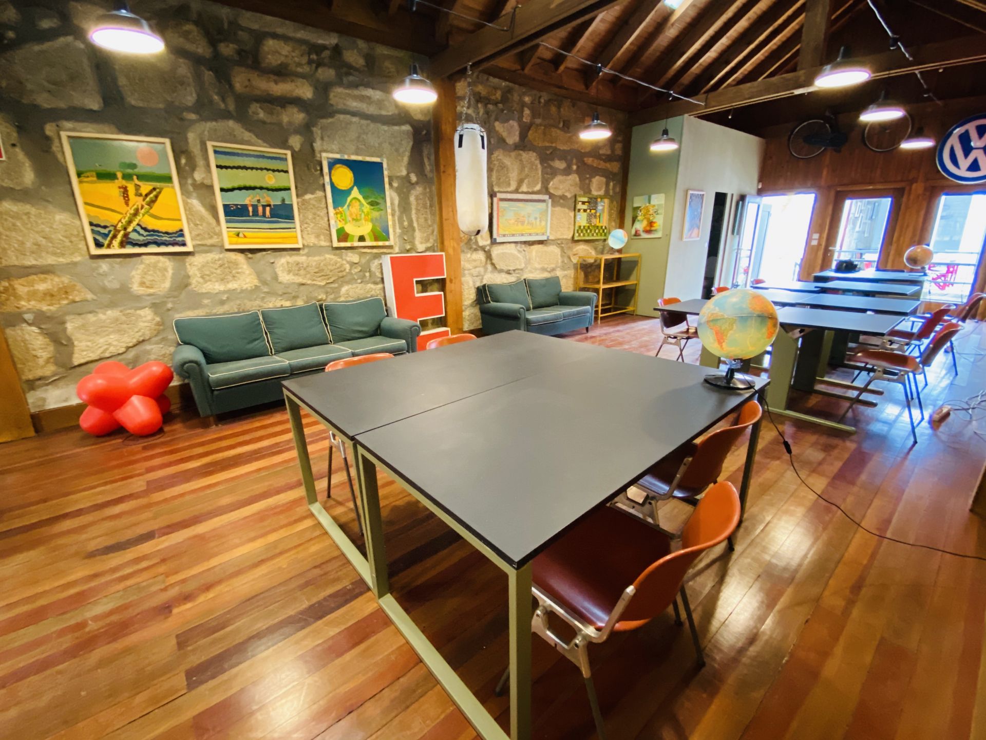 Almada Ponto - Cowork, Bistrô & Concept Store image 3