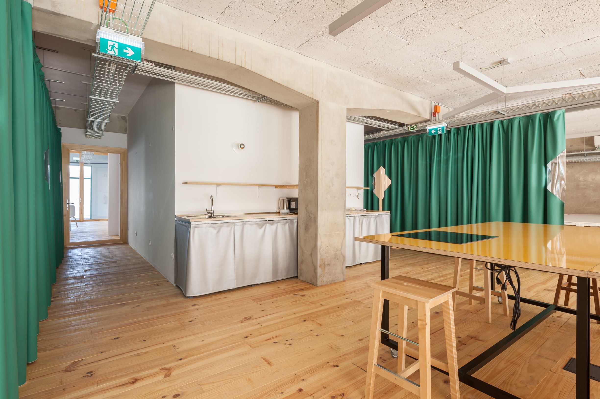 Armazem Cowork image 2