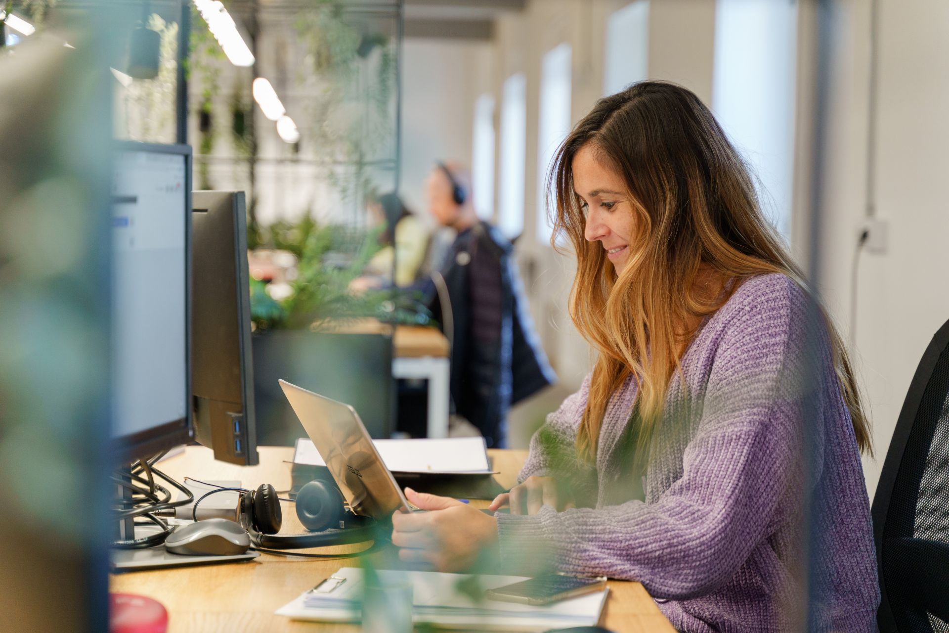 Vertical Coworking image 3