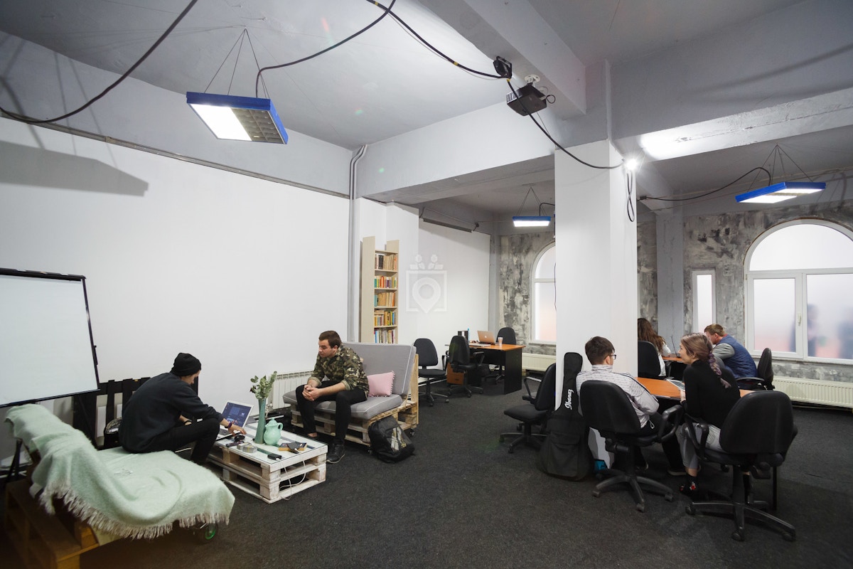 Nest Hub Community Coworking Bacau Book Online Coworker