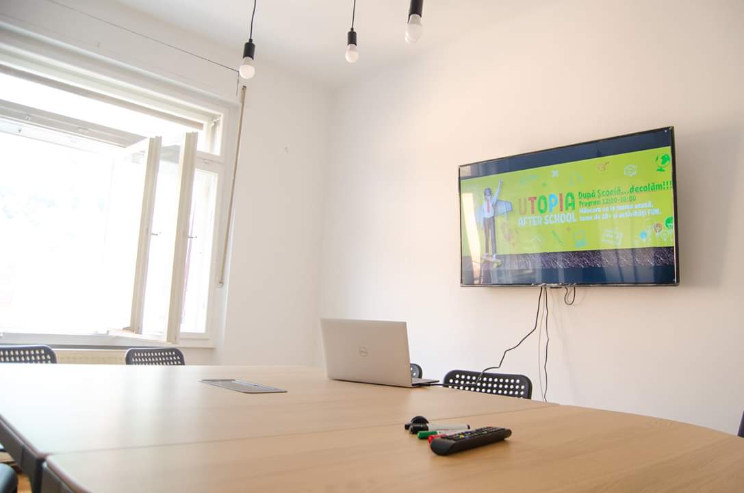 Coworking Space On Utopia Hub Brasov Book Online Coworker [ 795 x 1200 Pixel ]