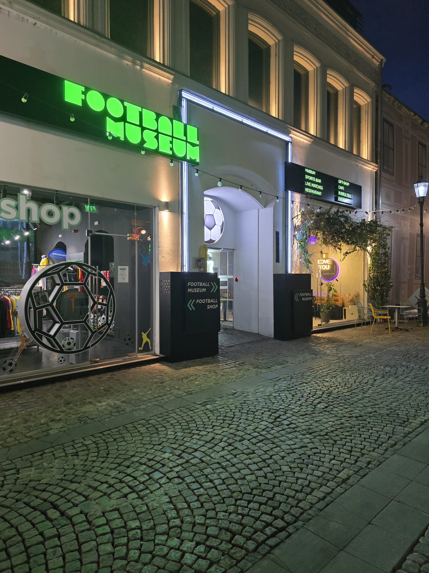 Blow N Whistle image 2