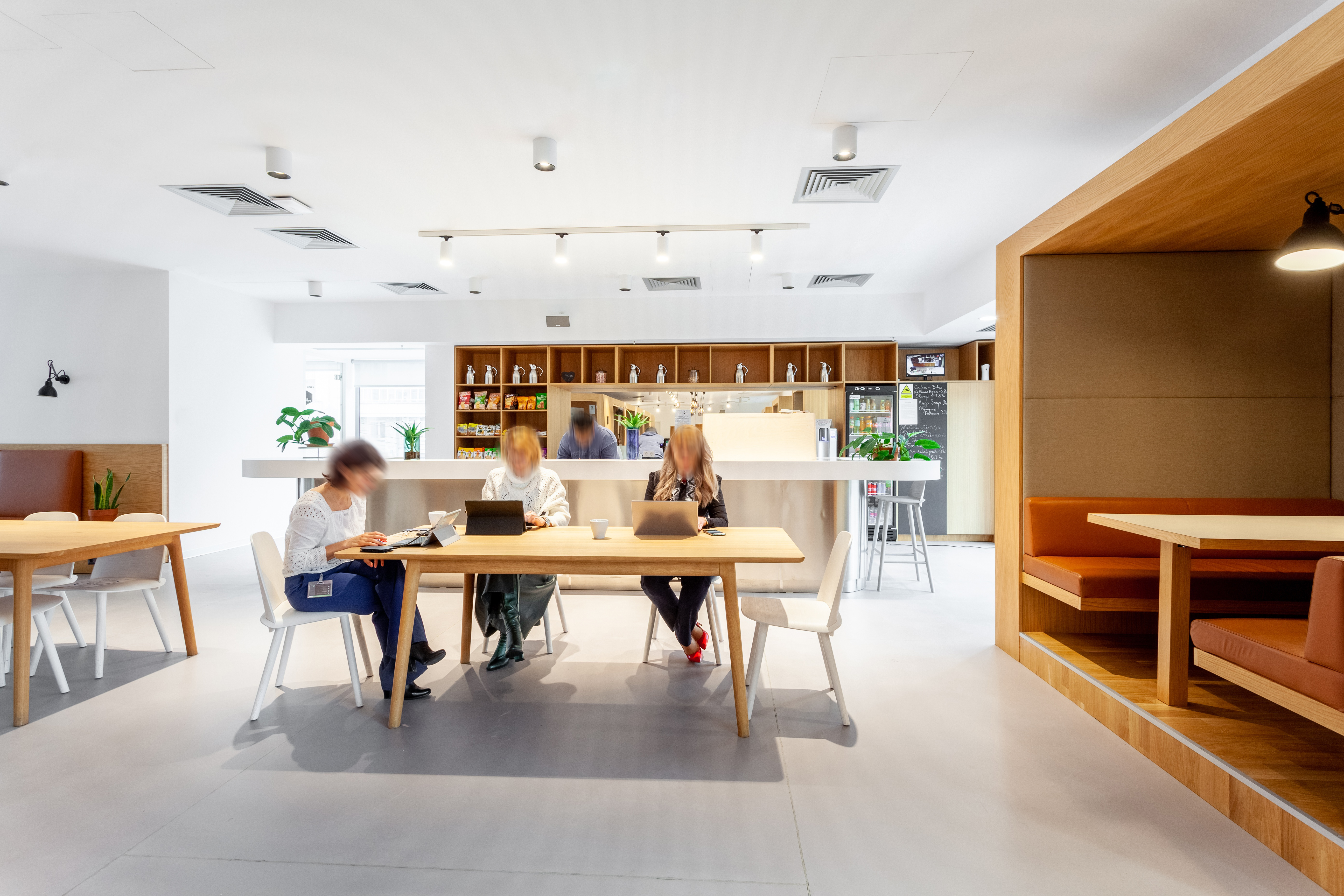 Spaces - Bucharest, Unirii image 2