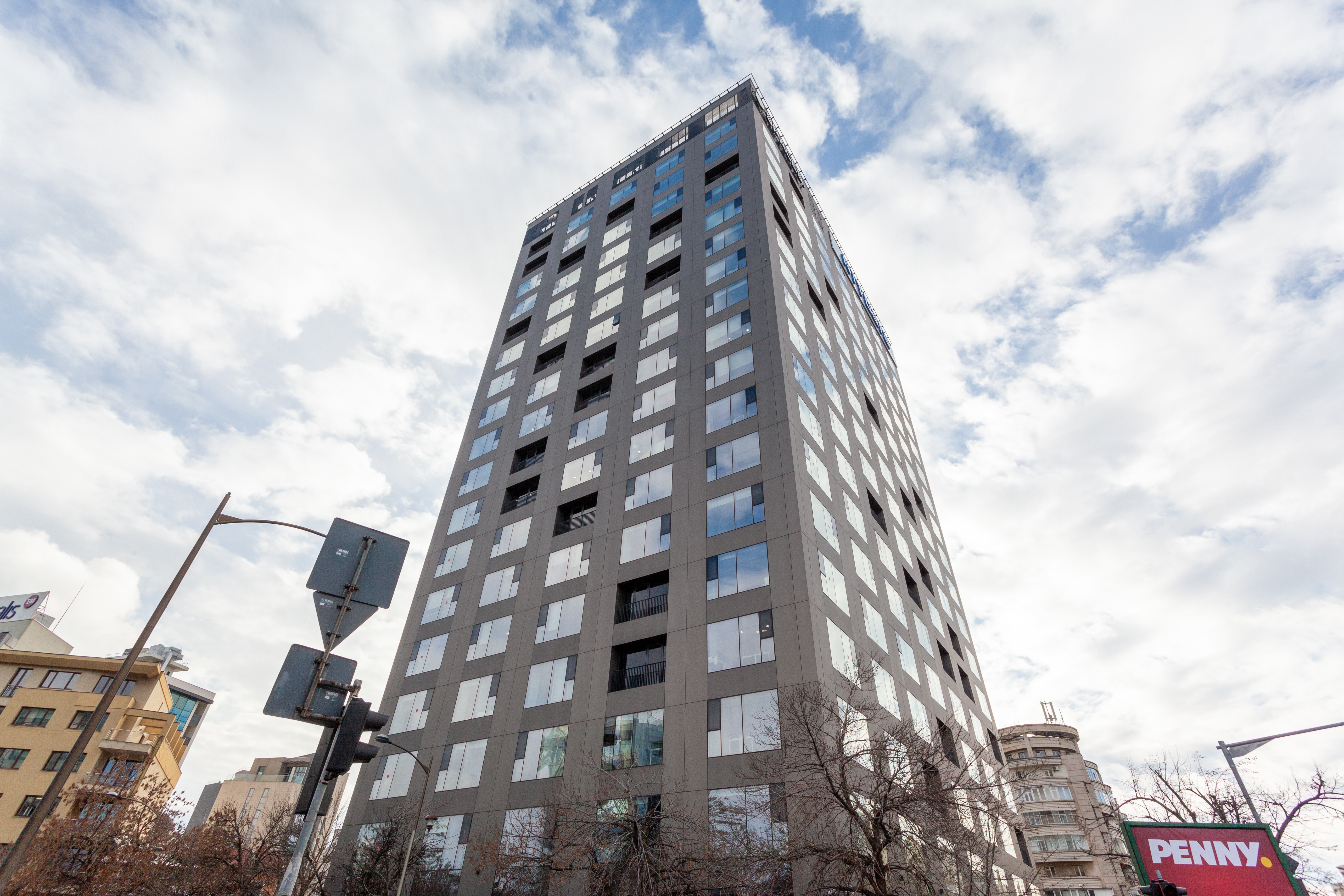 Spaces - Bucharest, Unirii image 1