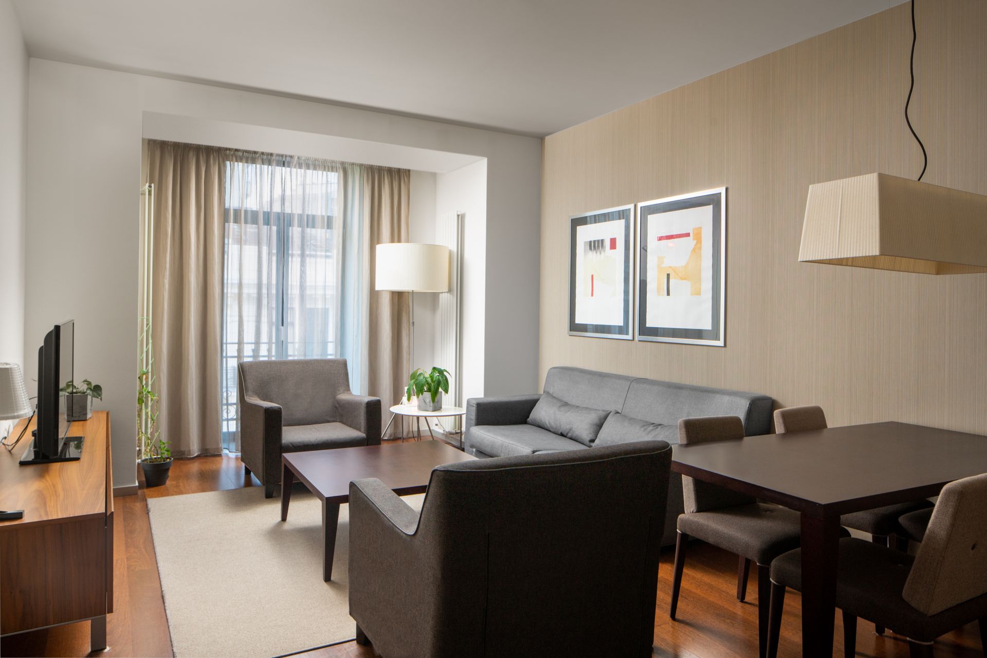 Work from Hotel Cismigiu image 2