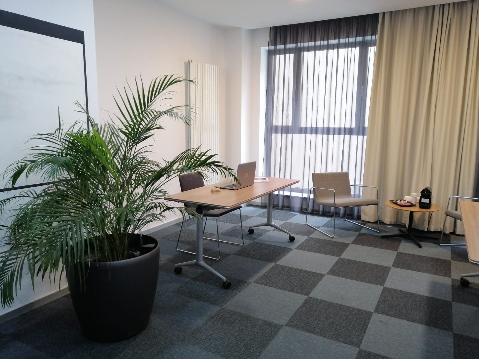 Work from Hotel Cismigiu image 3