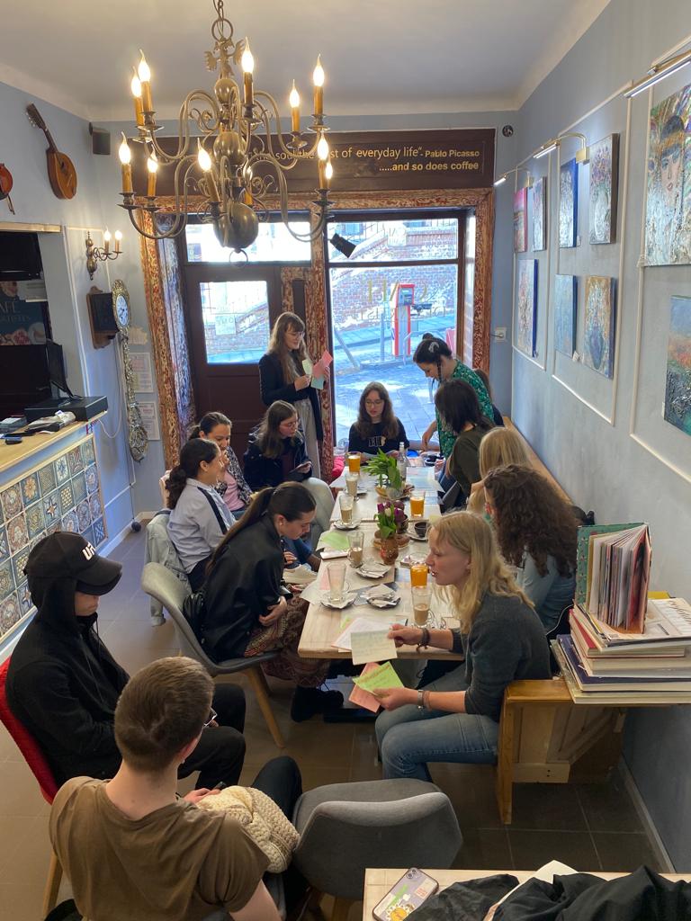 Cafe des Artistes image 3