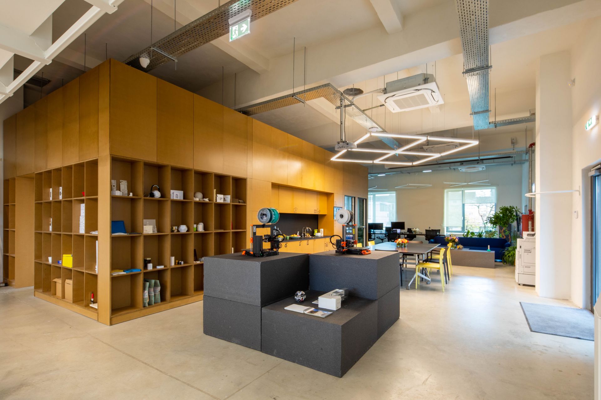 FOR Coworking image 3